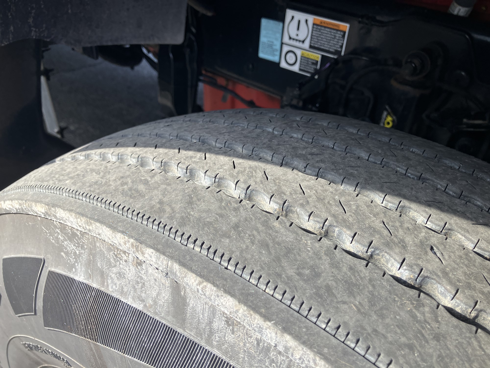 2023 Kenworth W990 - image 6 of 6