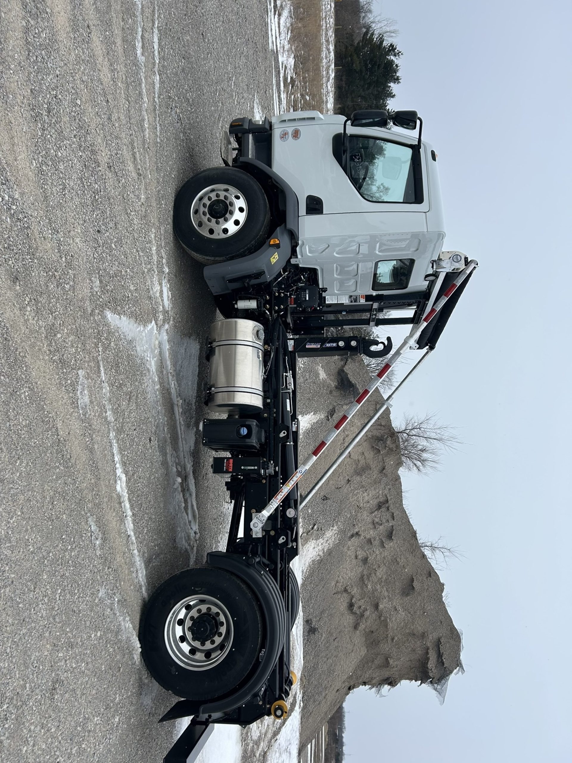 2025 Kenworth - image 2