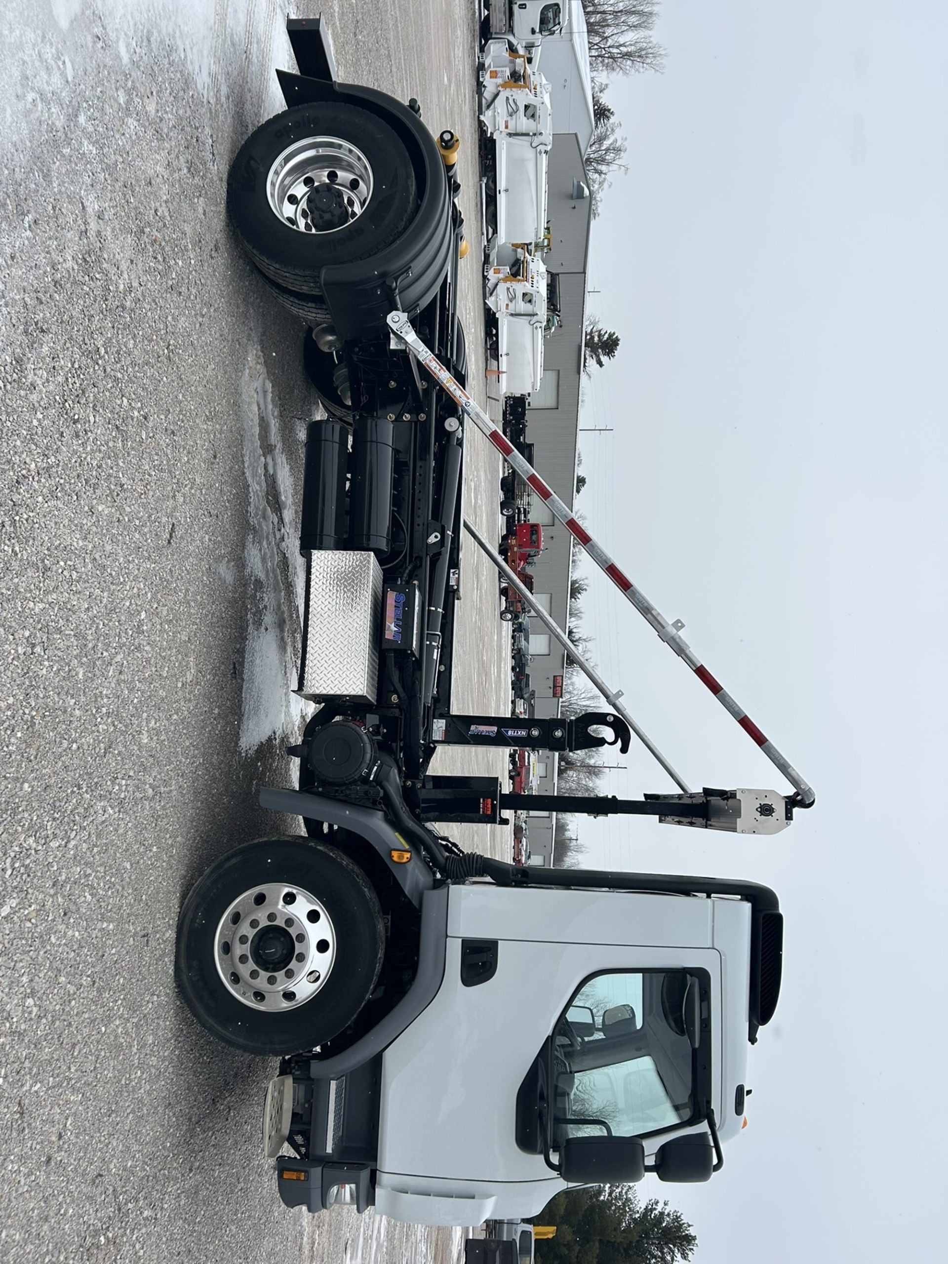 2025 Kenworth - image 4