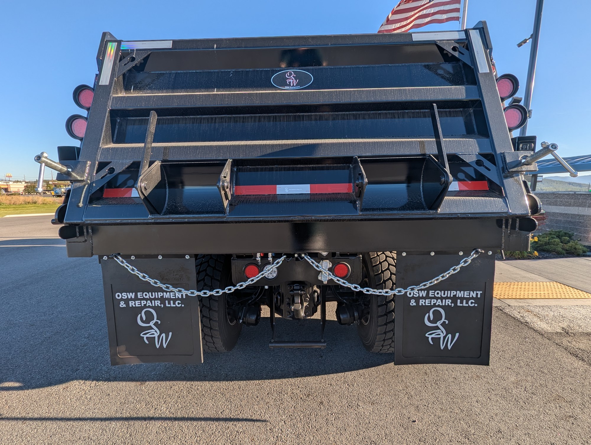 2025 Kenworth T880 - image 3