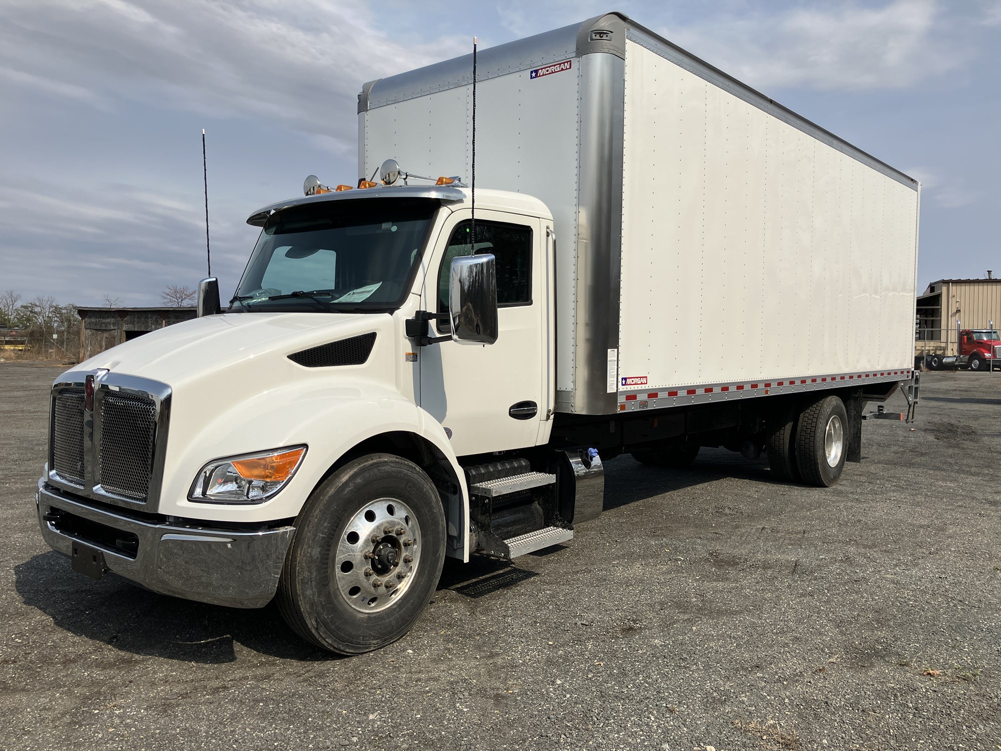 2025 Kenworth — photo 2