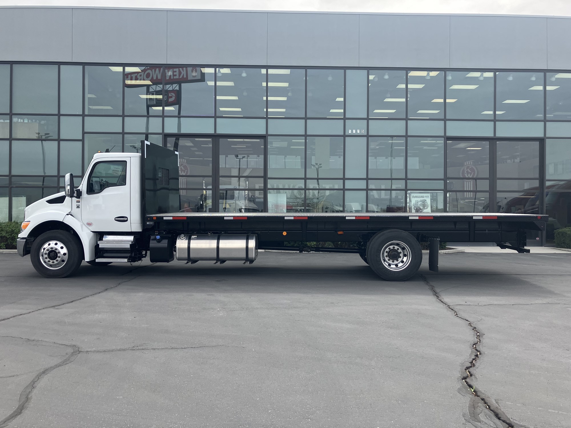 2025 Kenworth — photo 5