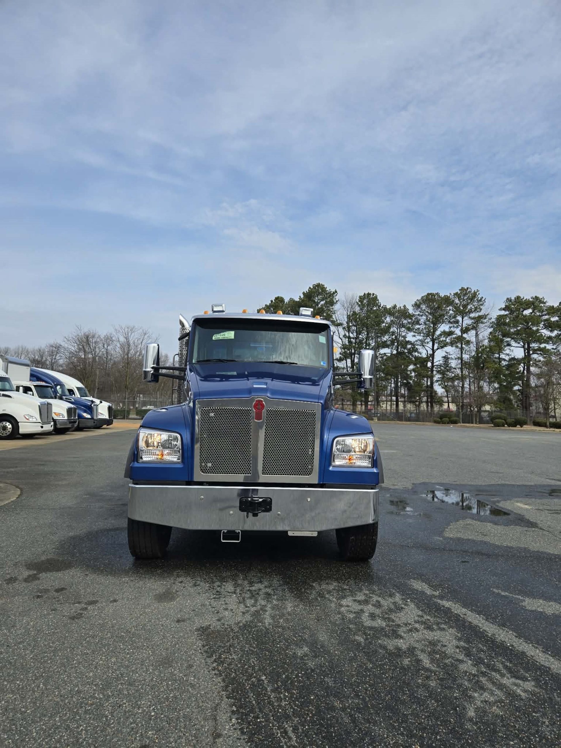 2026 Kenworth T880 - image 2