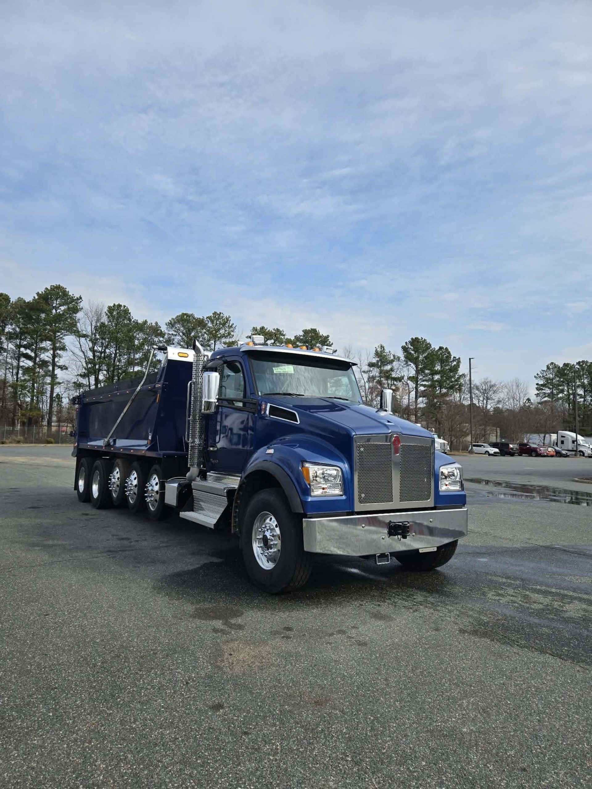 2026 Kenworth T880 - image 3