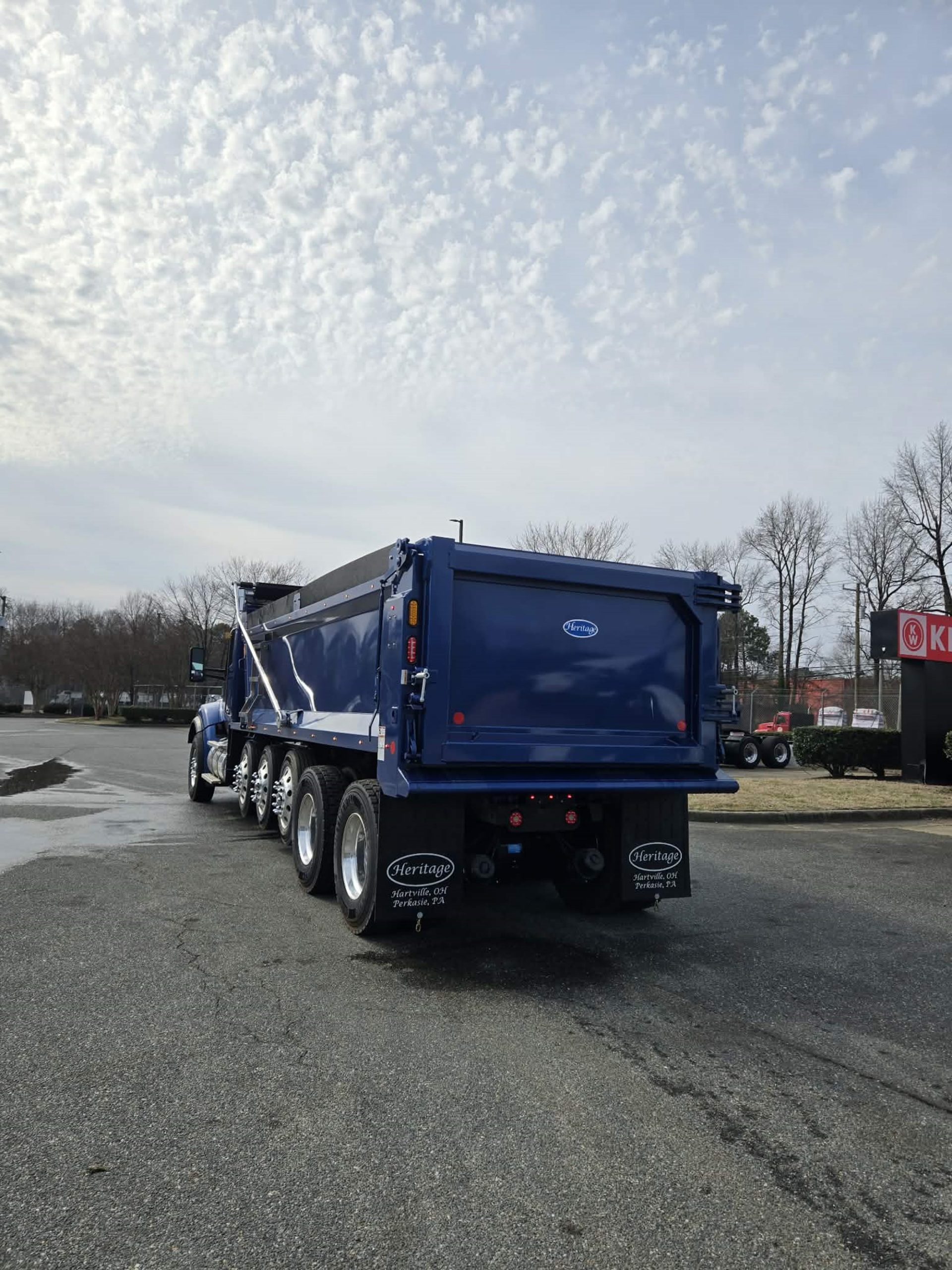 2026 Kenworth T880 - image 6