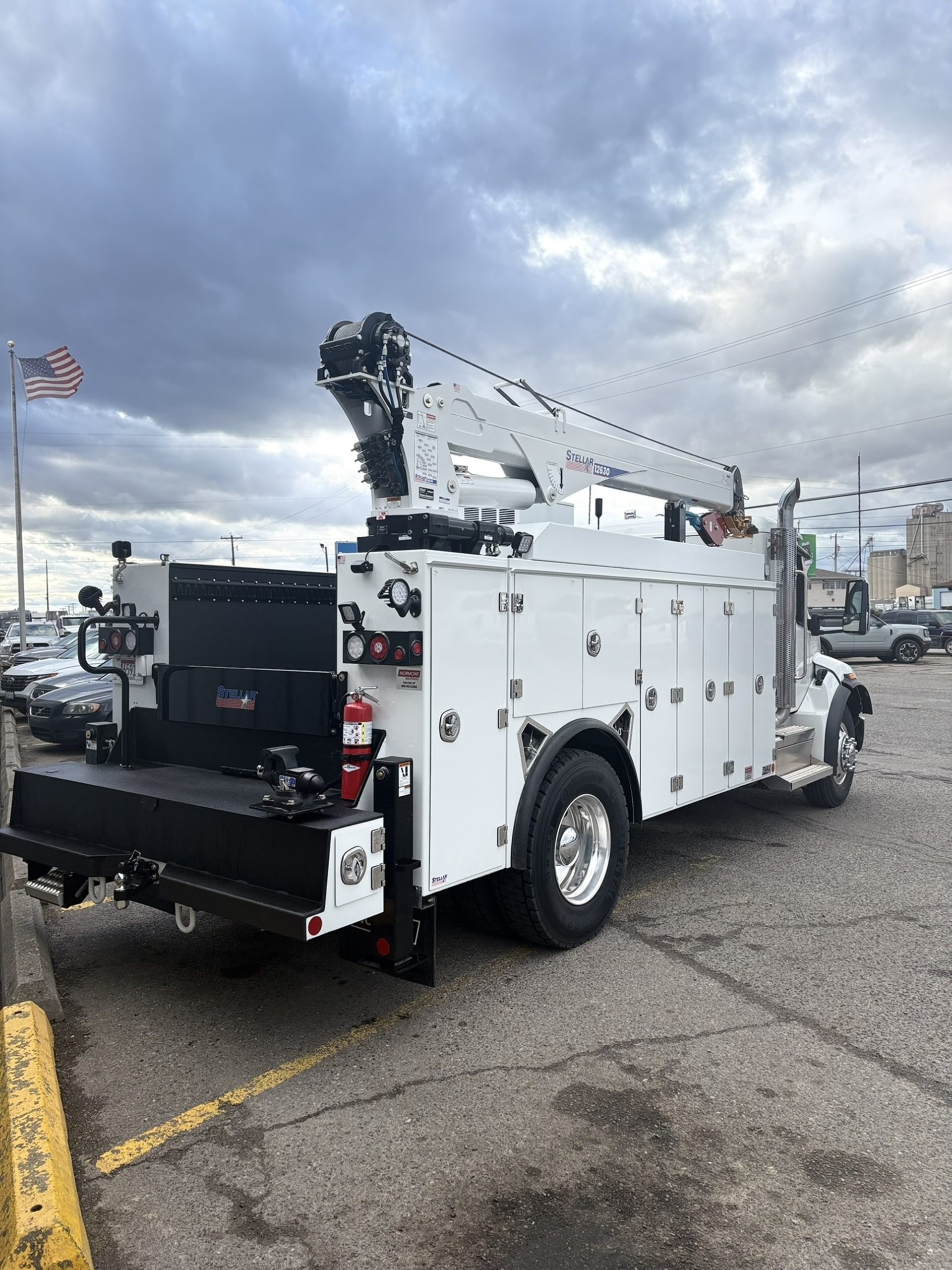 2026 Kenworth T380 2026 Kenworth T380 - image 3 of 6