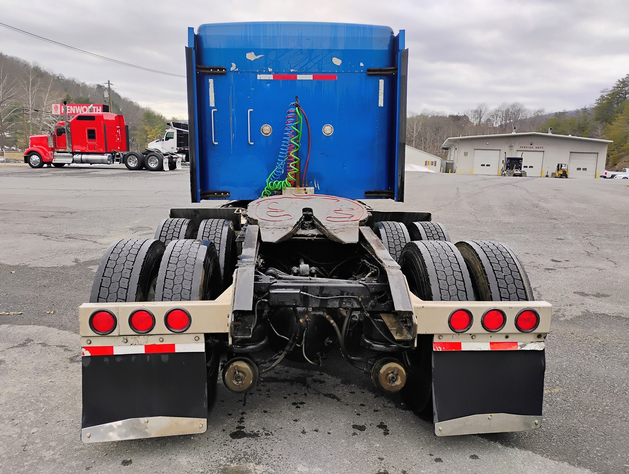 1999 Kenworth W900 - image 6