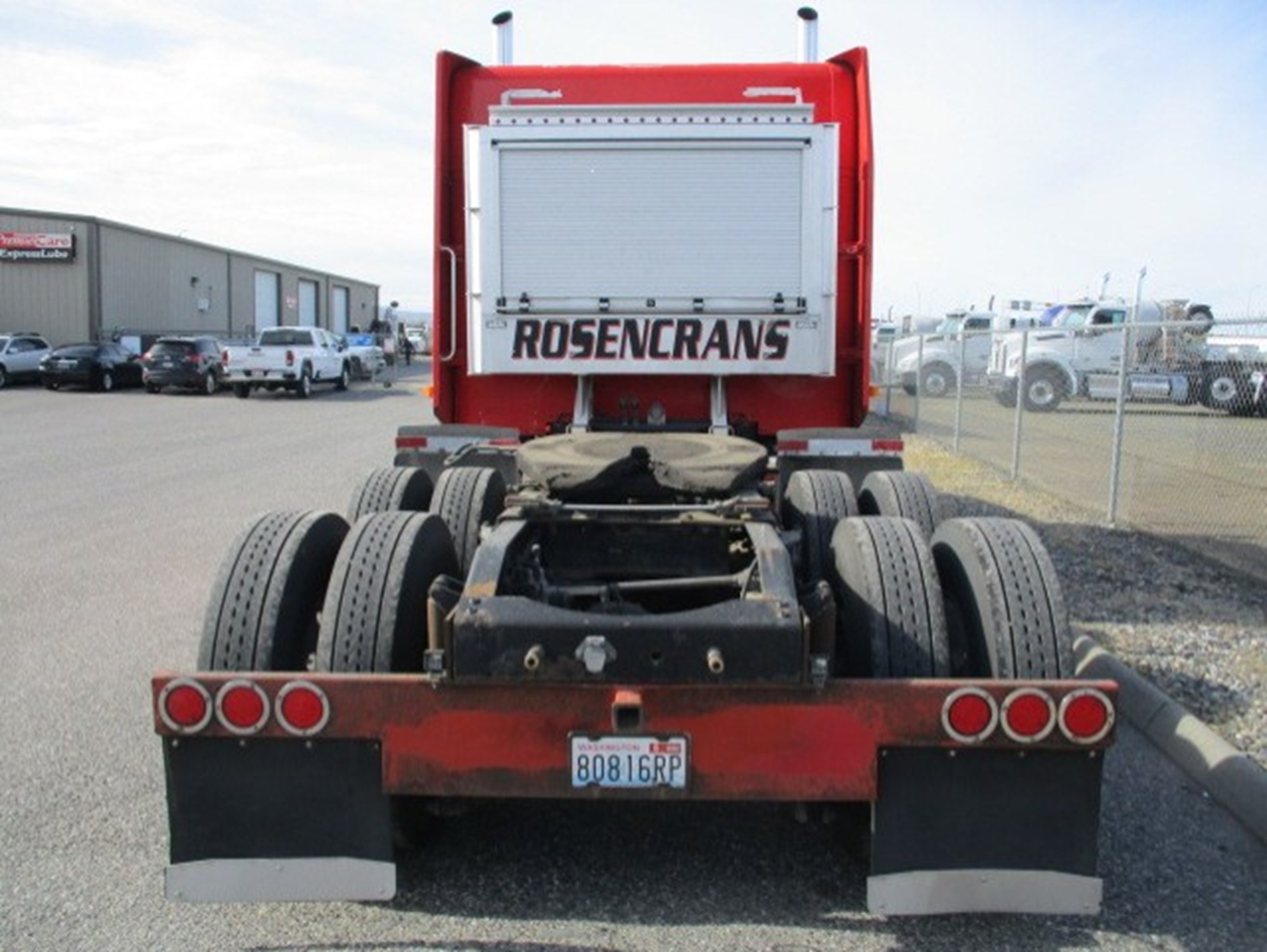 2006 Peterbilt 379 - image 3 of 6