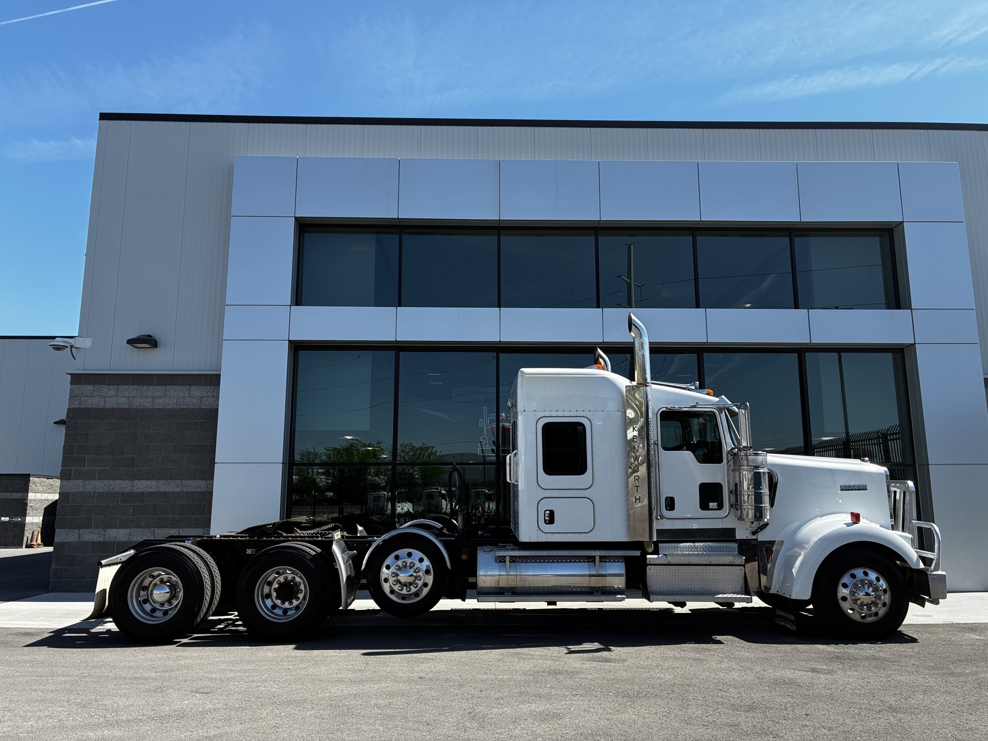 2019 Kenworth W900 — photo 2