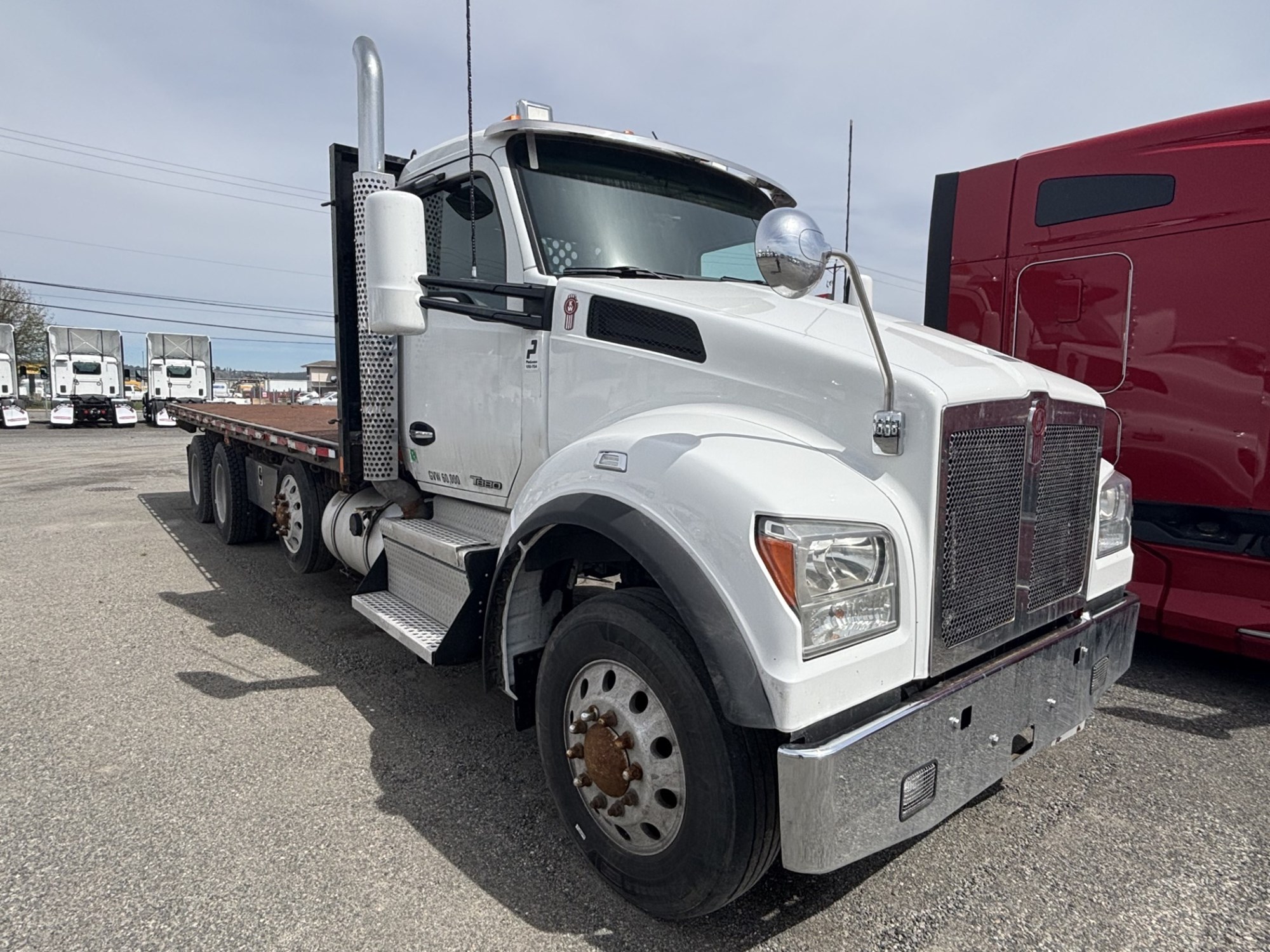 2019 Kenworth T880 - image 4 of 6