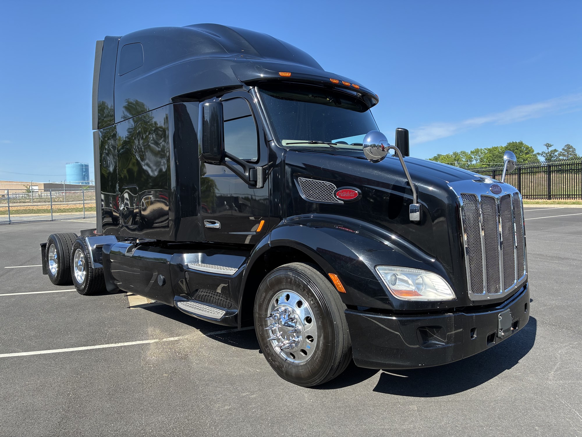2020 Peterbilt 579 in ASHLAND, VA, VA — photo 3