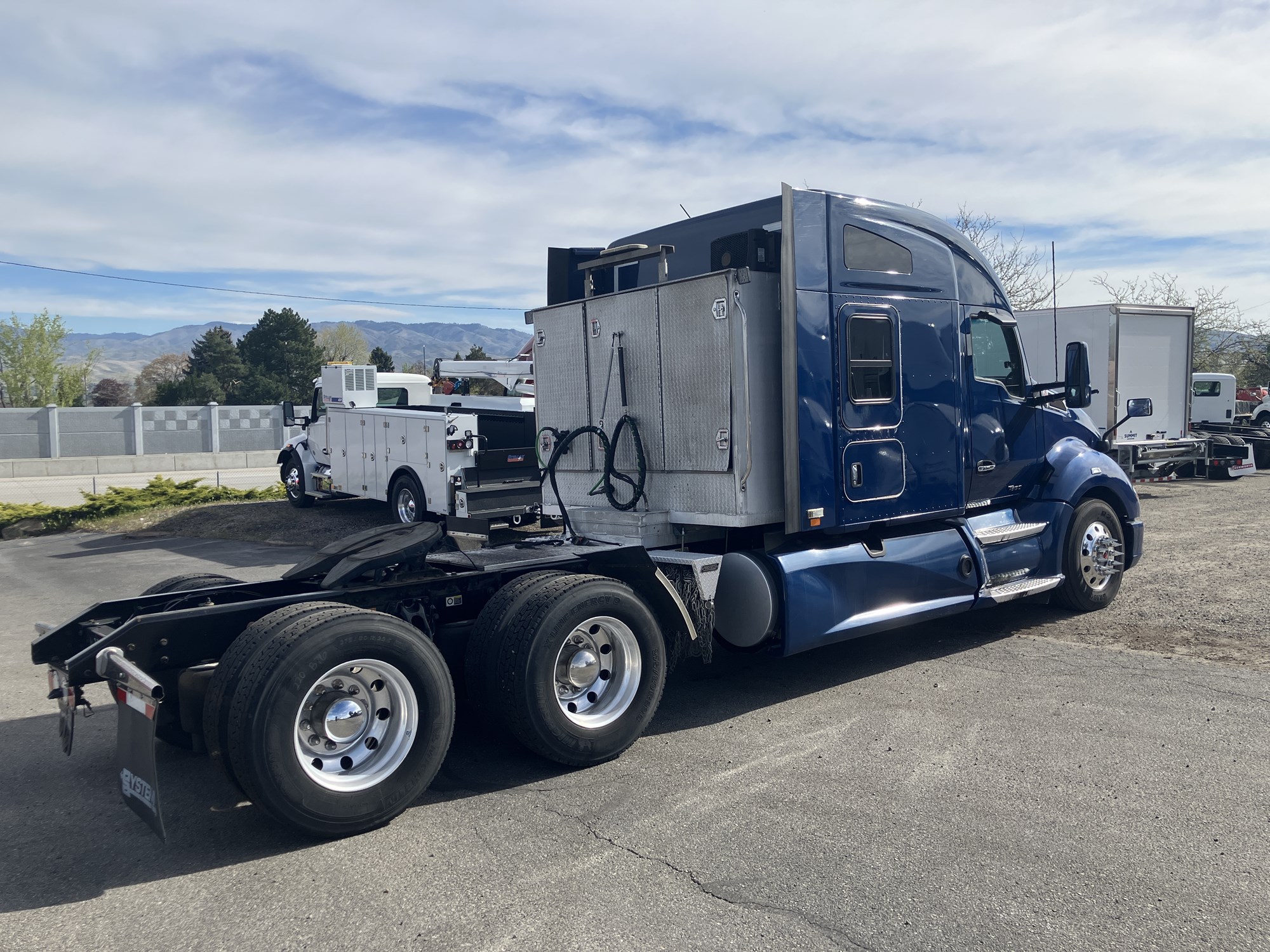 2020 Kenworth T680 - image 5