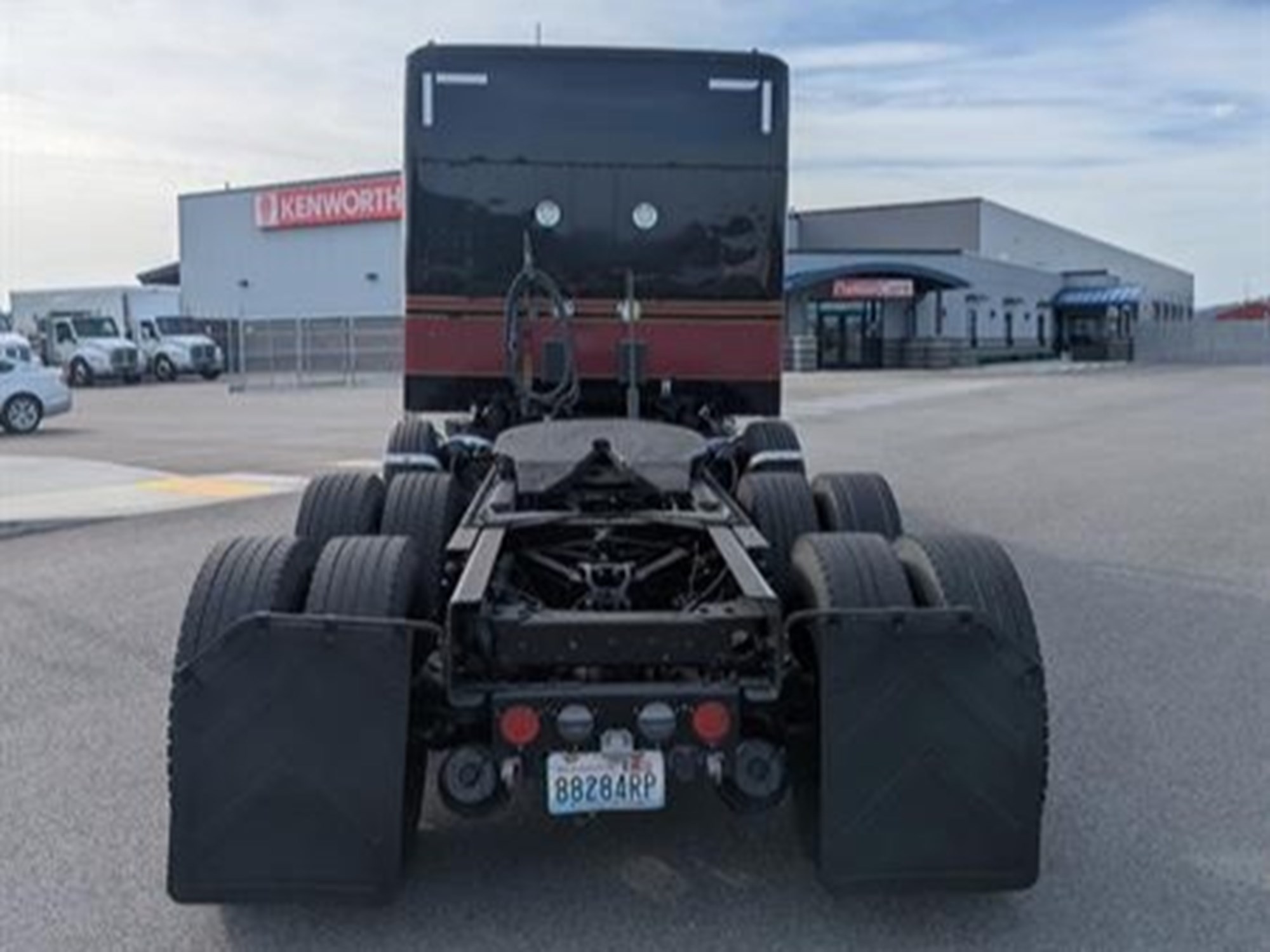 2021 Kenworth W990 - image 4