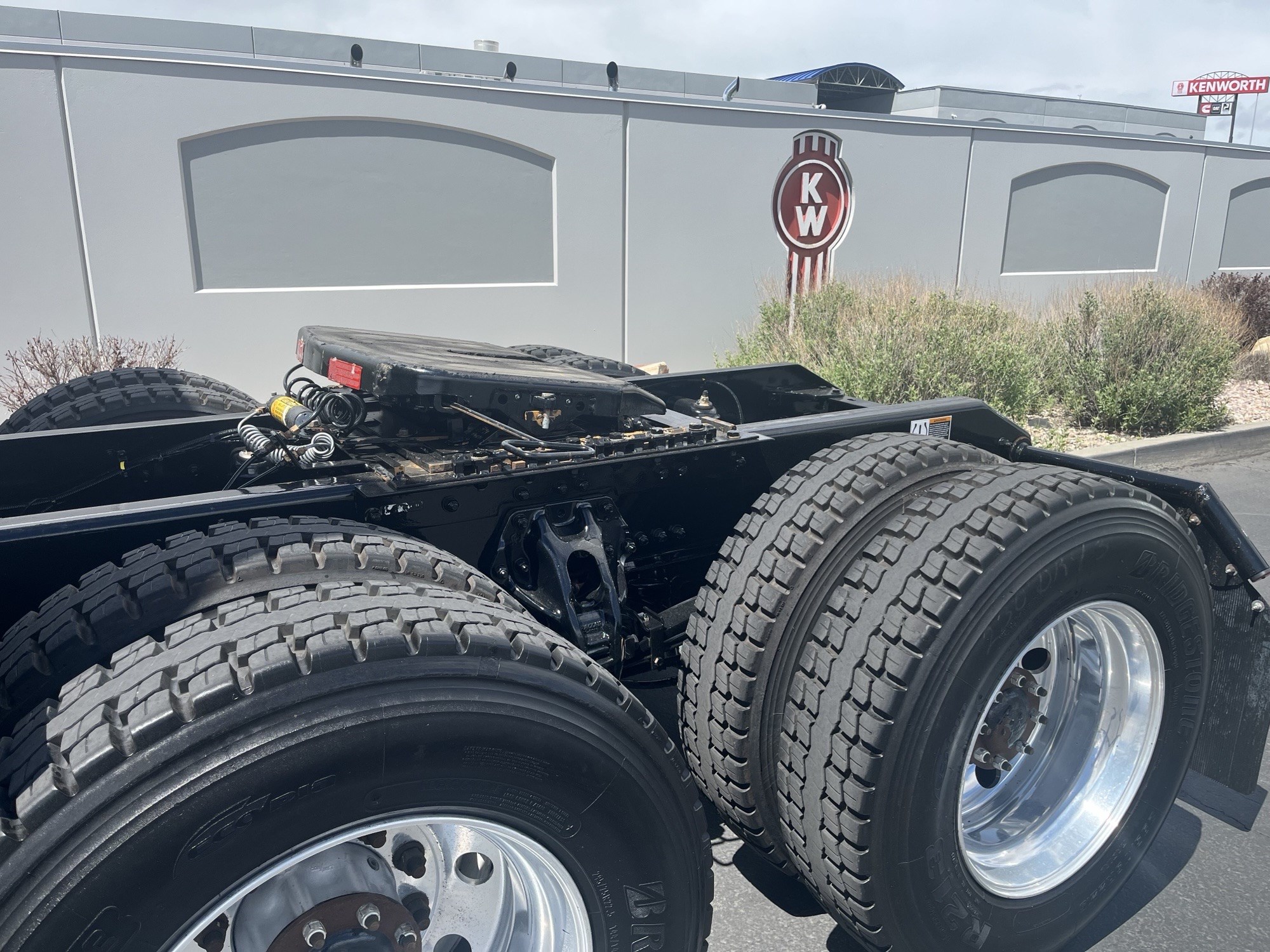2022 Kenworth T680 - image 6 of 6