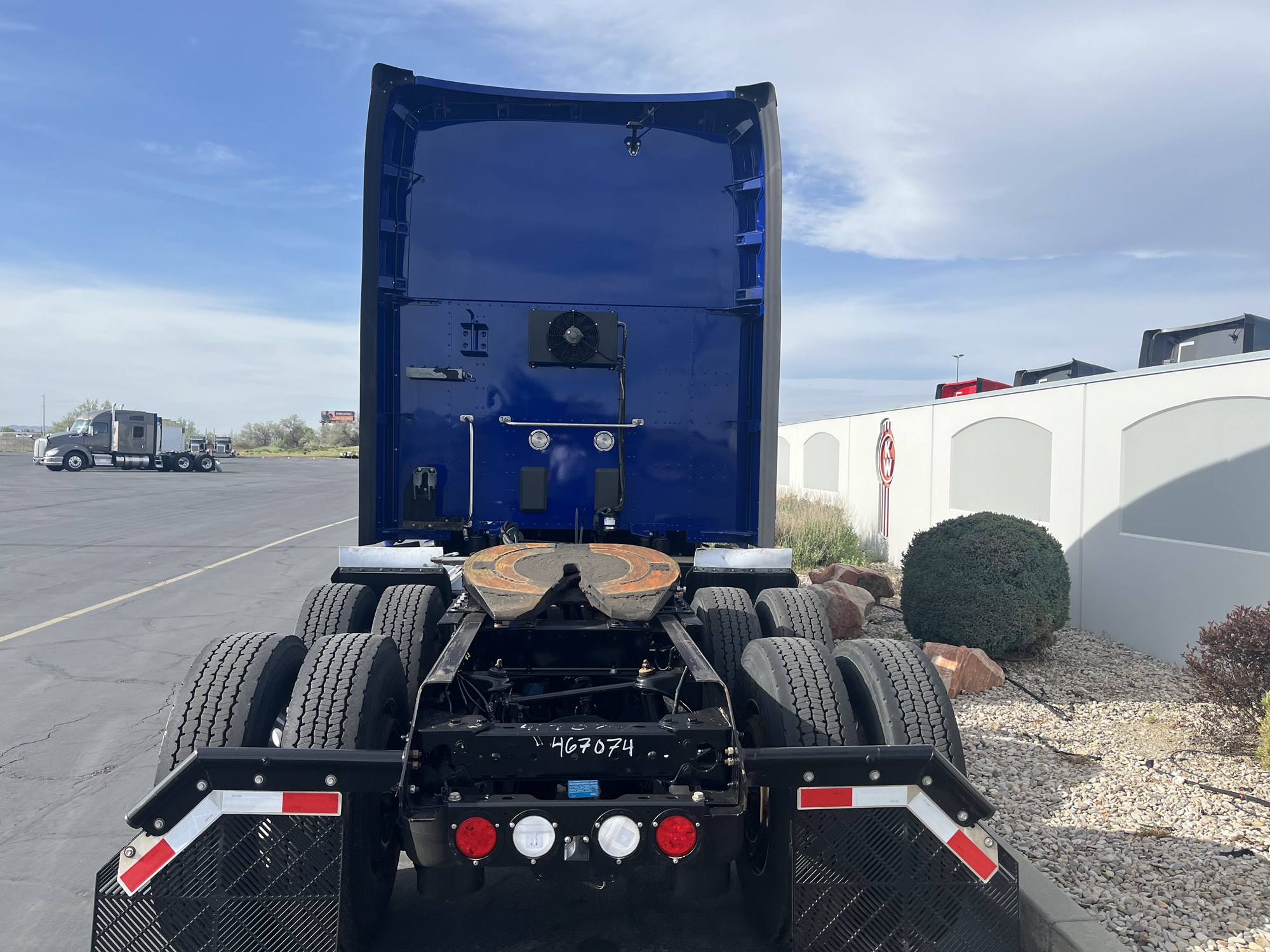 2022 Kenworth T680 - image 6 of 6