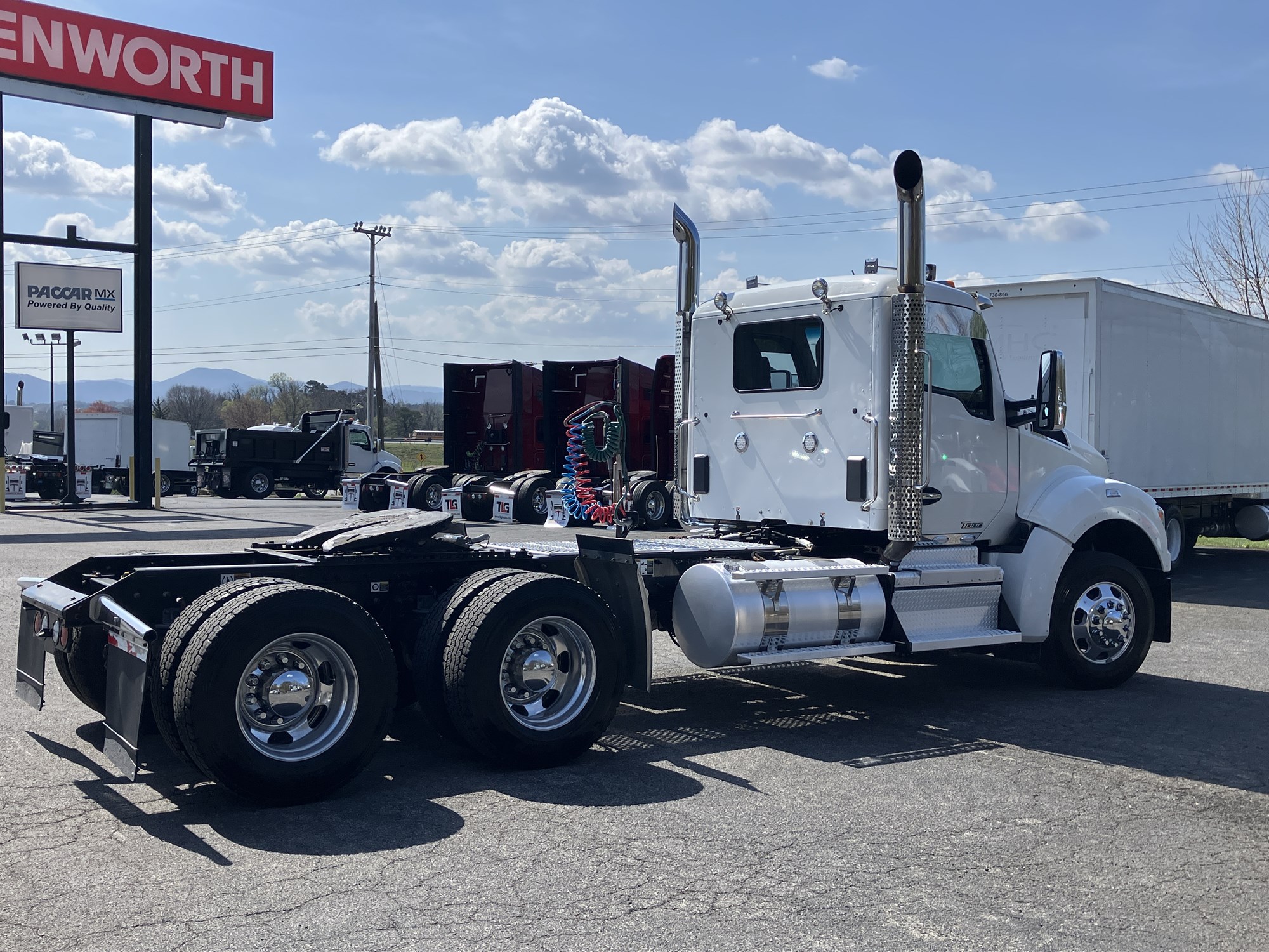 2022 Kenworth T880 - image 6 of 6
