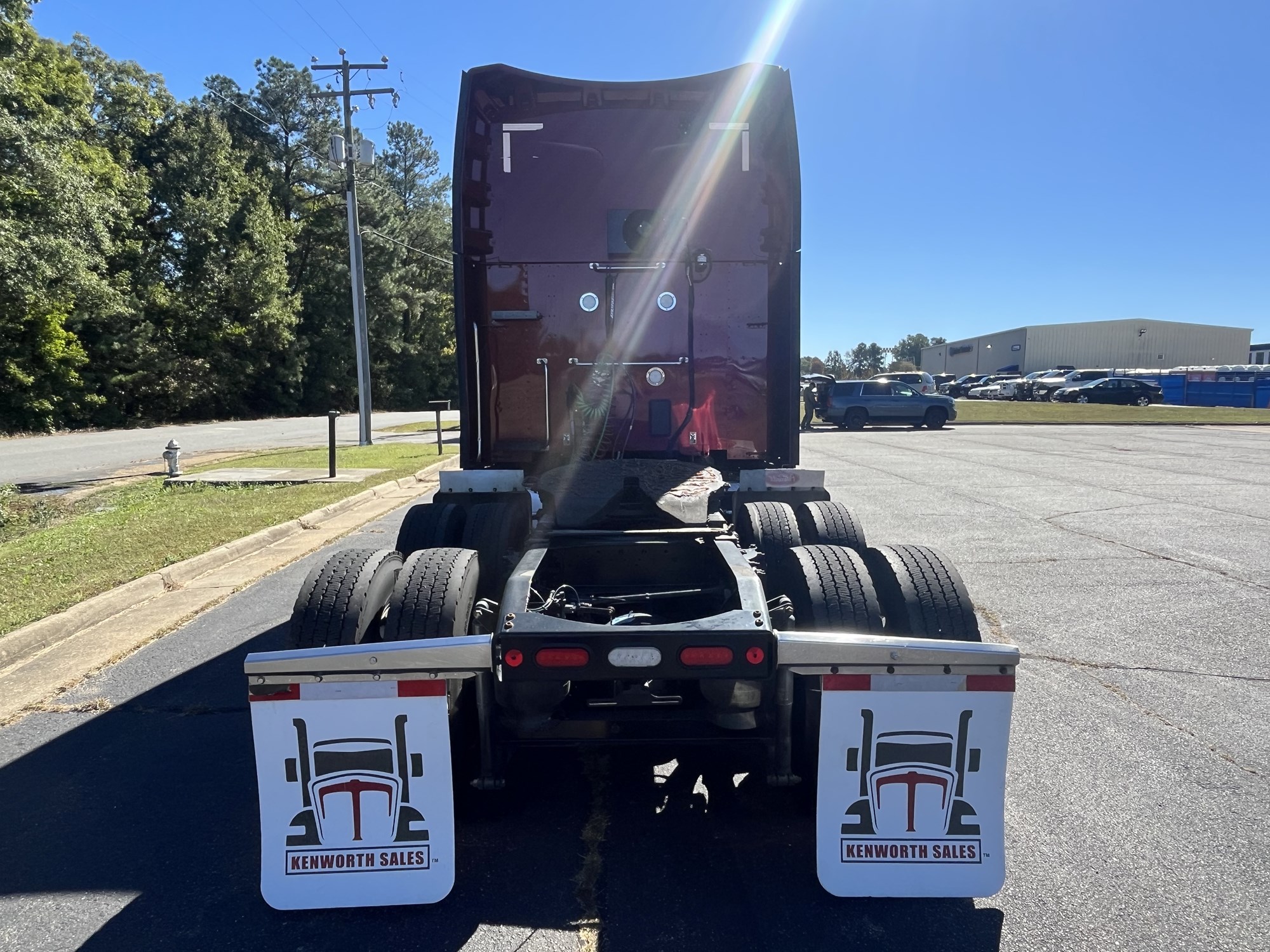 2023 Peterbilt 579 - image 5