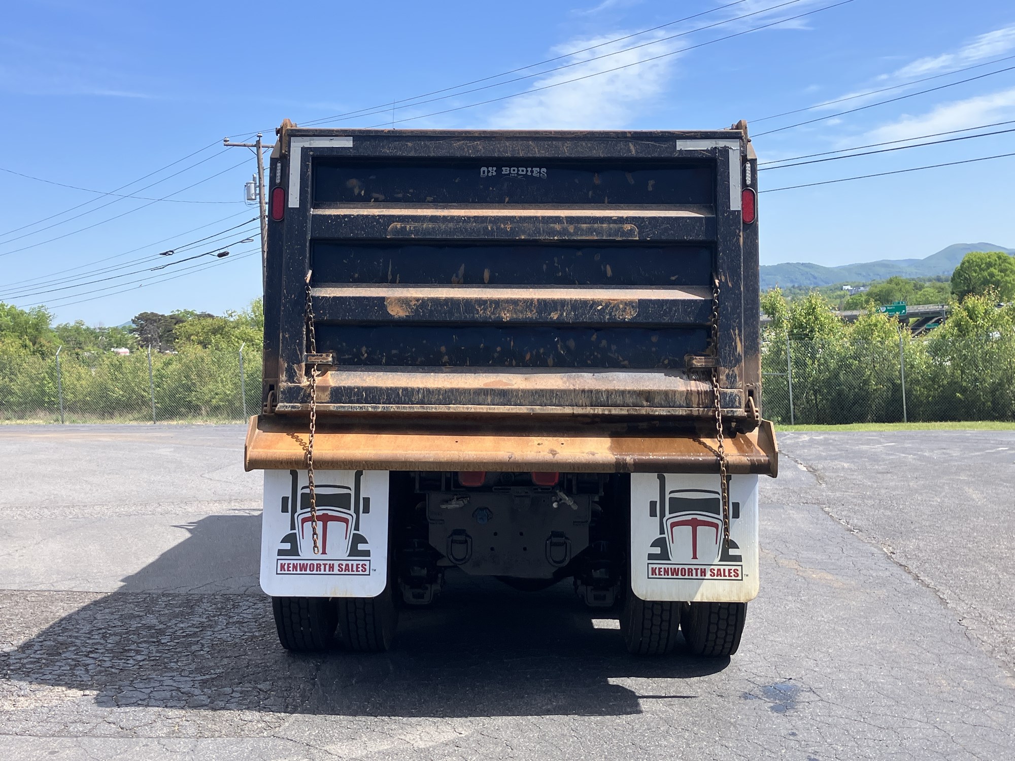 2023 Mack Granite - image 4