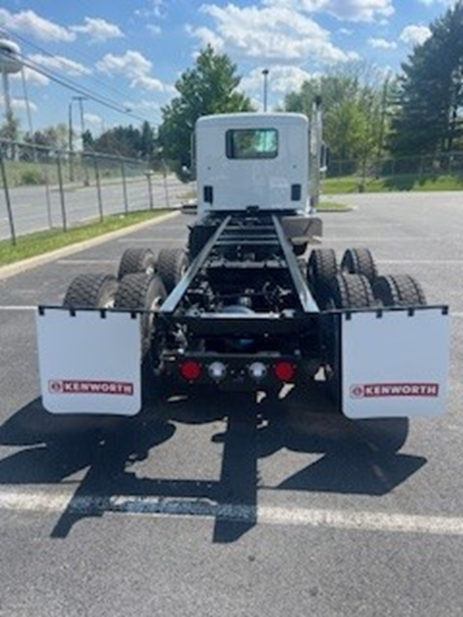 2025 Kenworth T480 - image 5