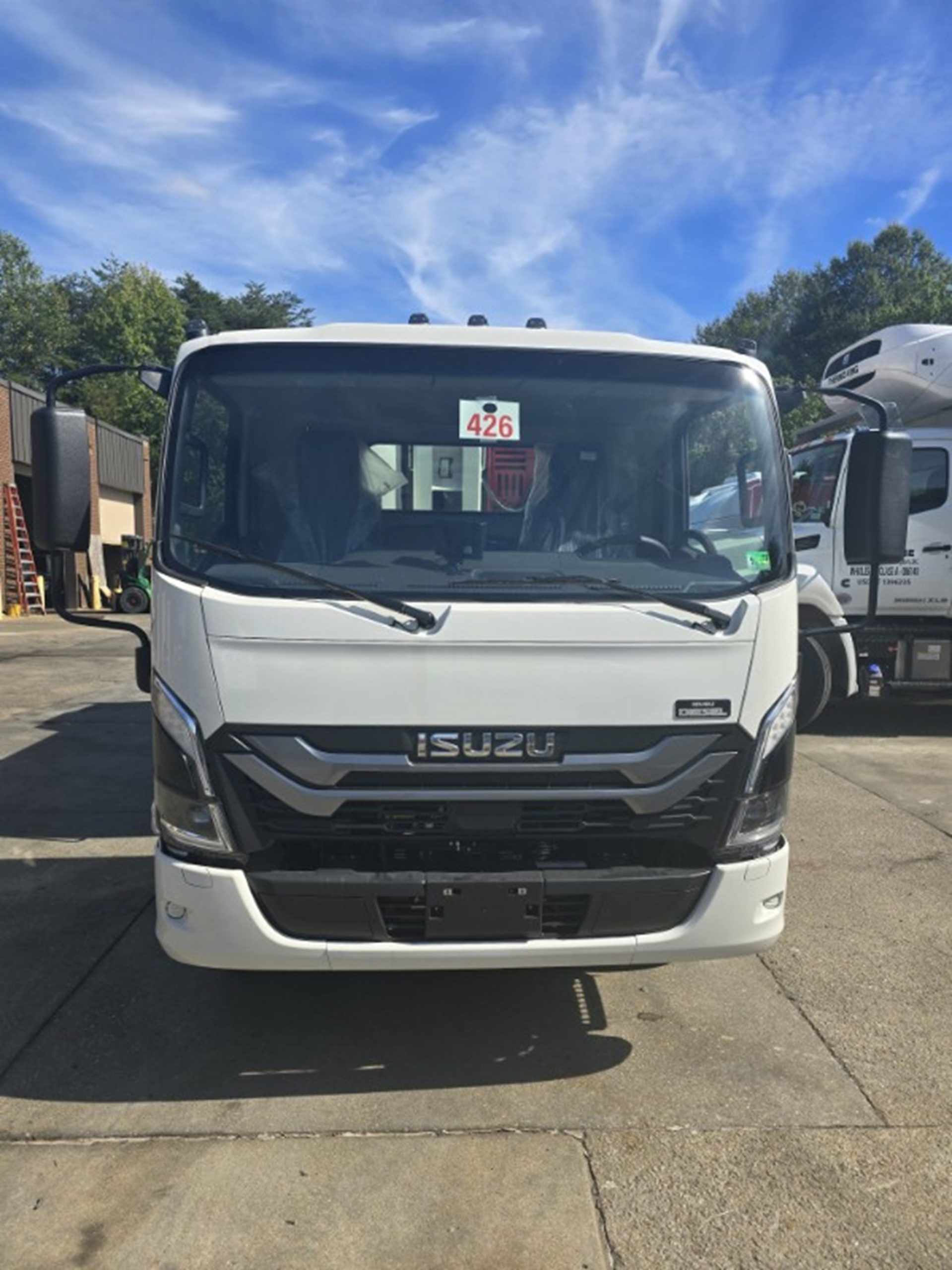 2026 Isuzu NRR 3U2 - image 4 of 6
