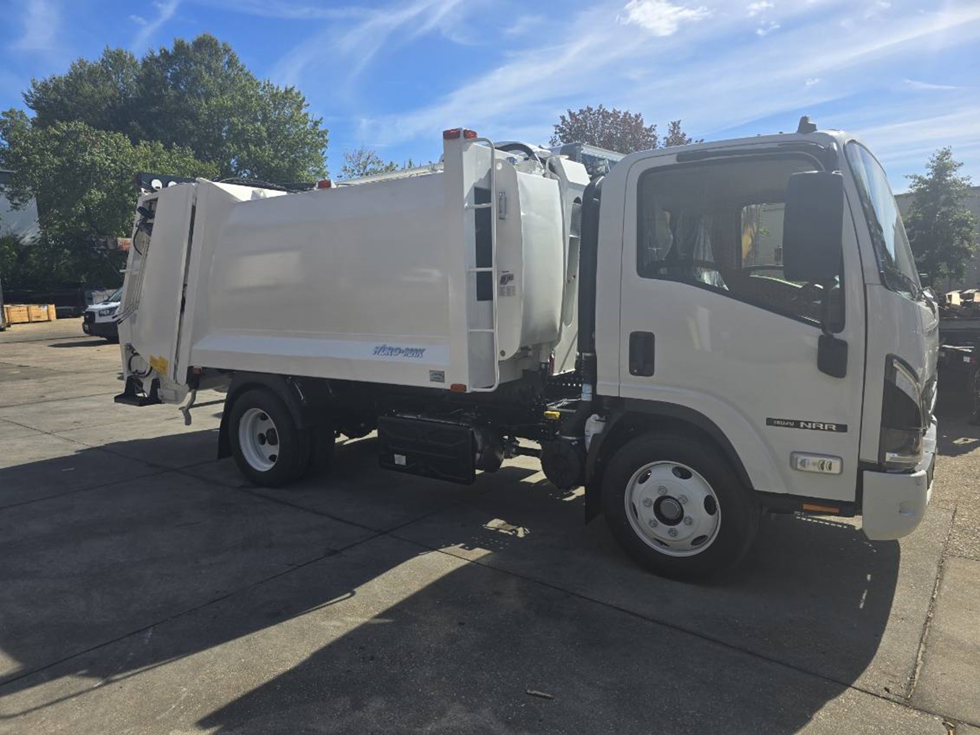 2026 Isuzu NRR 3U2 - image 6 of 6