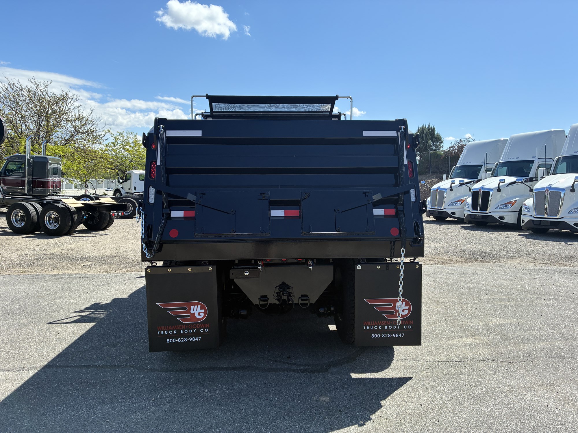 2026 Kenworth T480 - image 4 of 6
