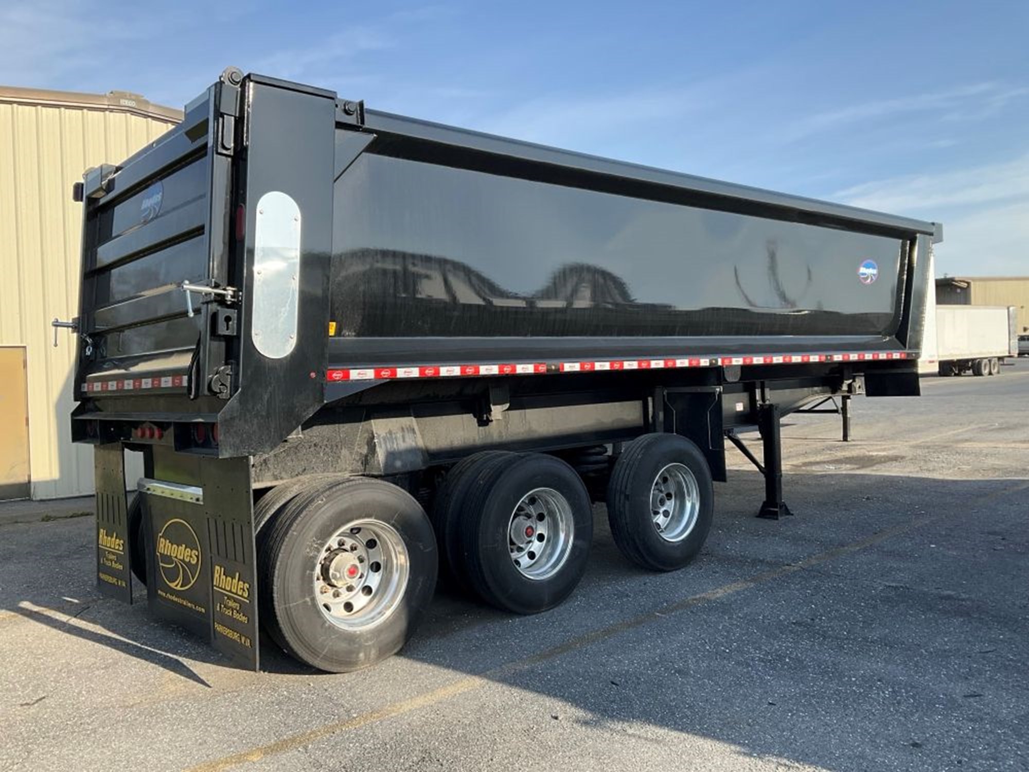 2026 Rhodes Trailer - End Dump - image 2 of 5