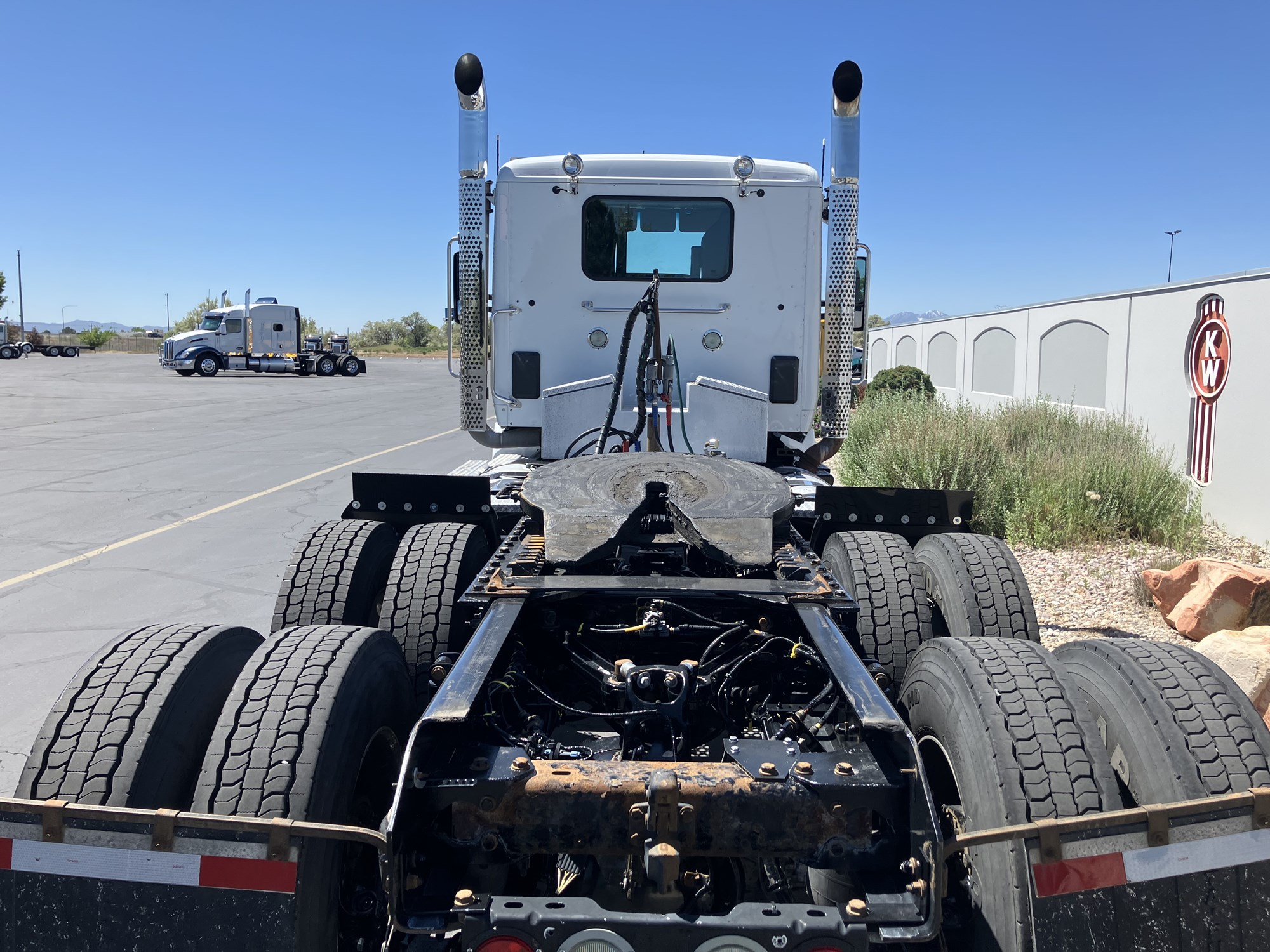 2019 Kenworth T880 2019 Kenworth T880 - image 6 of 6