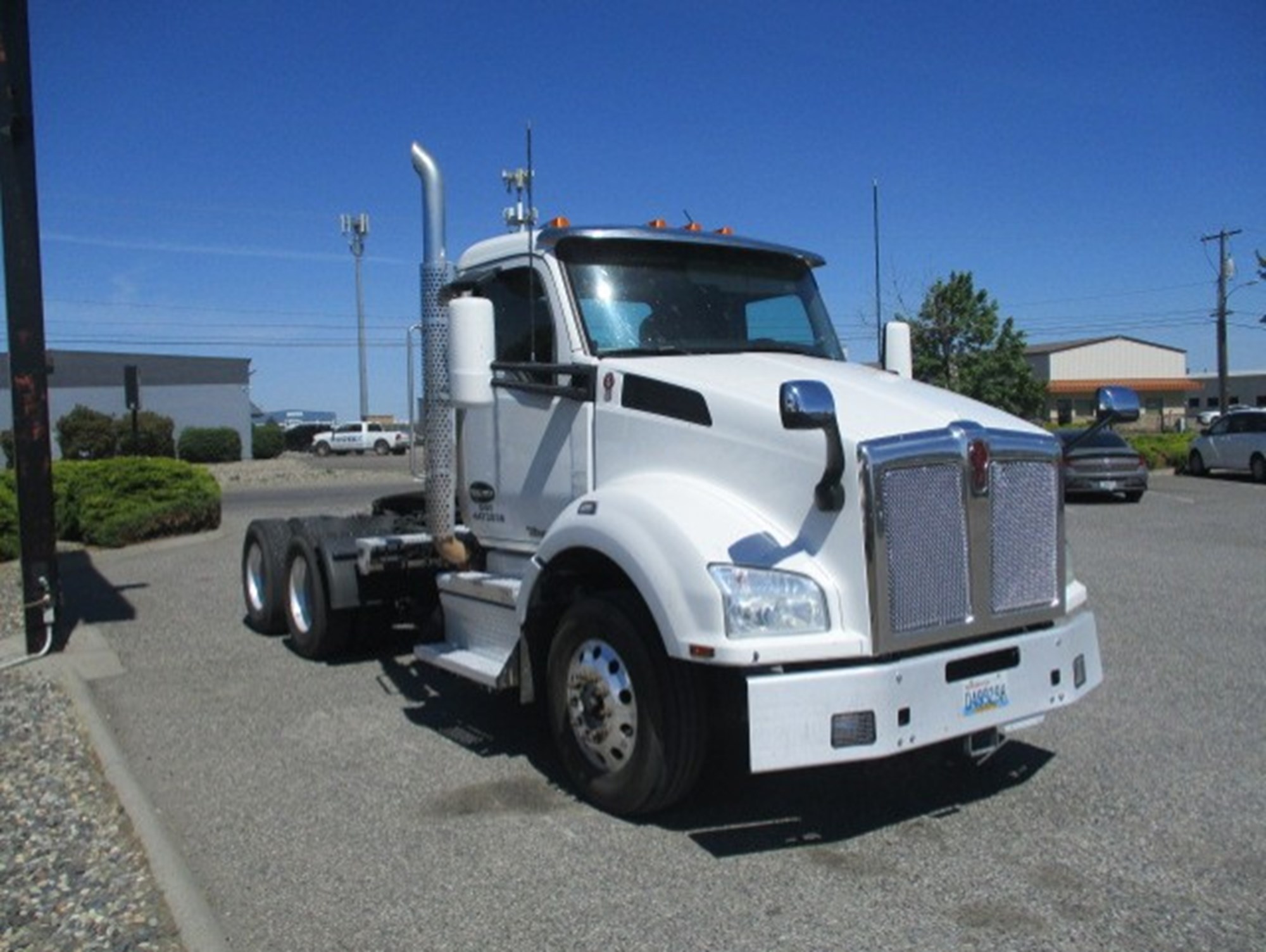 2020 Kenworth T880 2020 Kenworth T880 - image 4 of 6