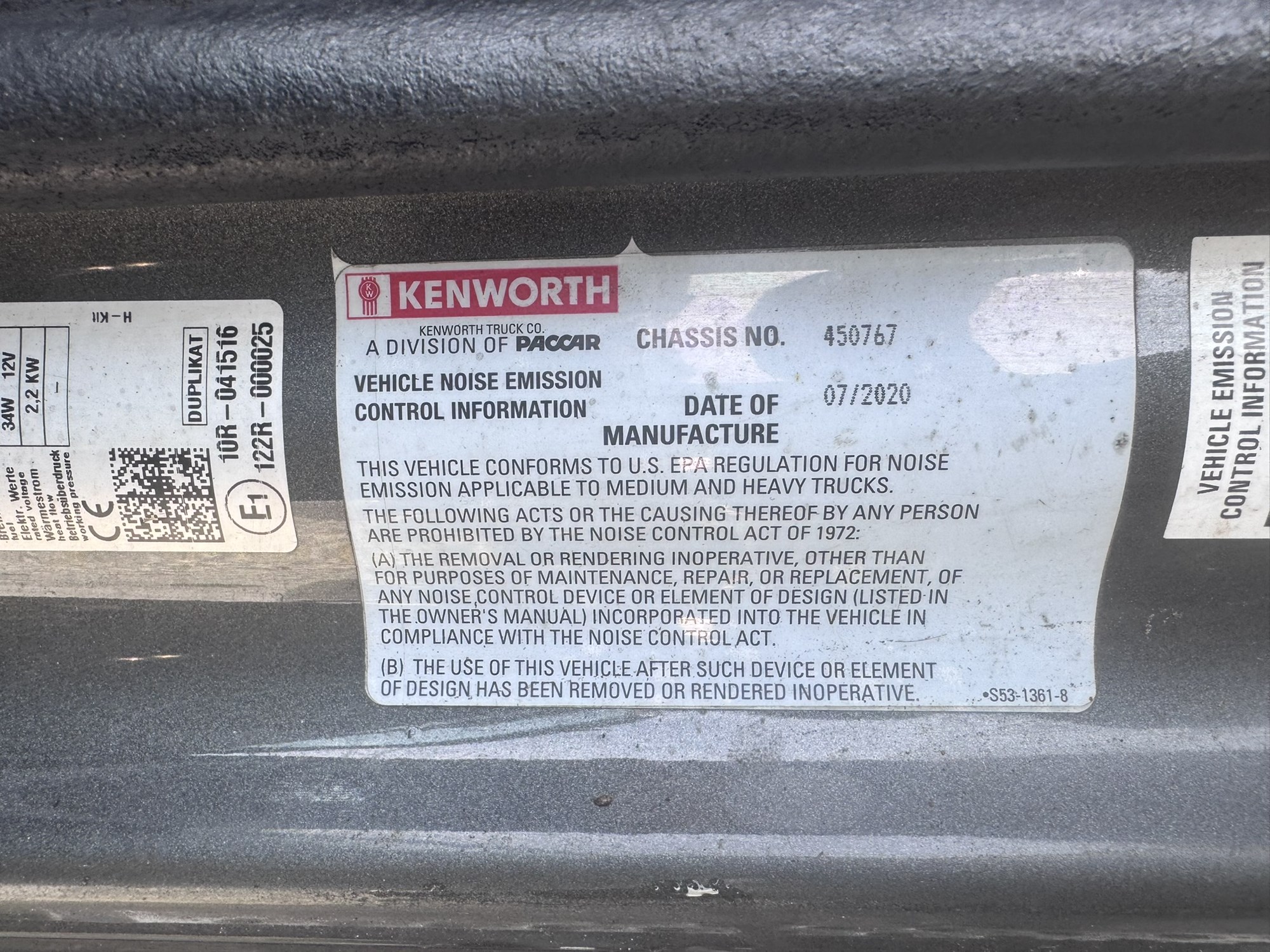2021 Kenworth T680 2021 Kenworth T680 - image 3 of 6
