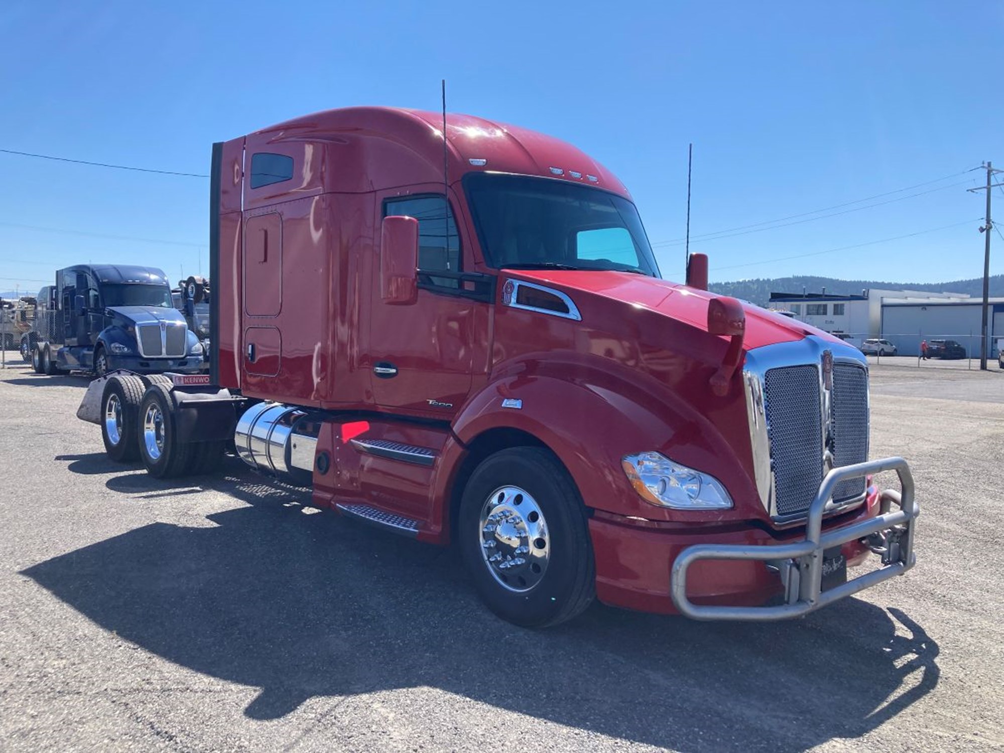 2021 Kenworth T680 2021 Kenworth T680 - image 4 of 6