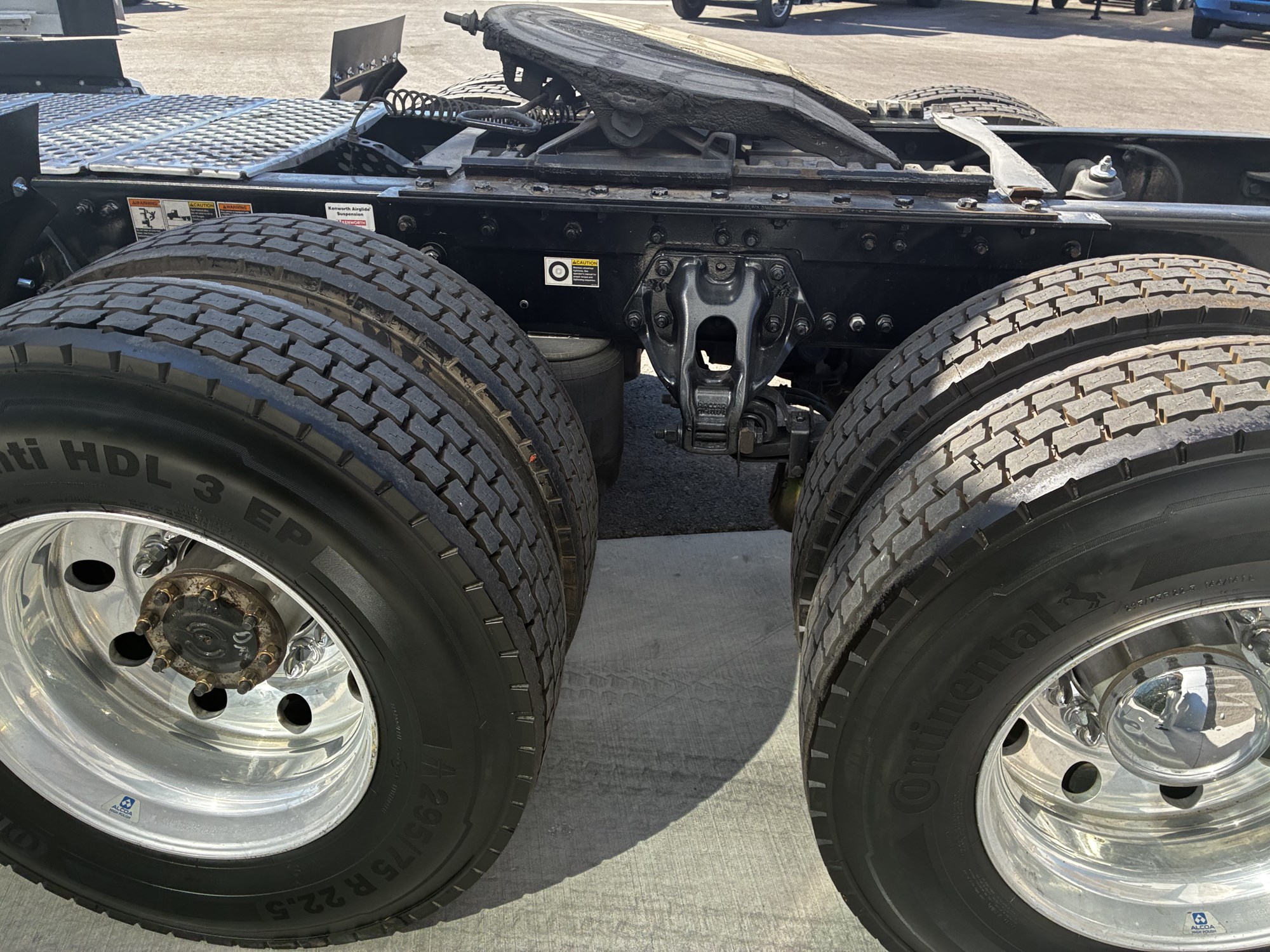 2021 Kenworth T680 in Las Vegas, NV, NV — photo 6