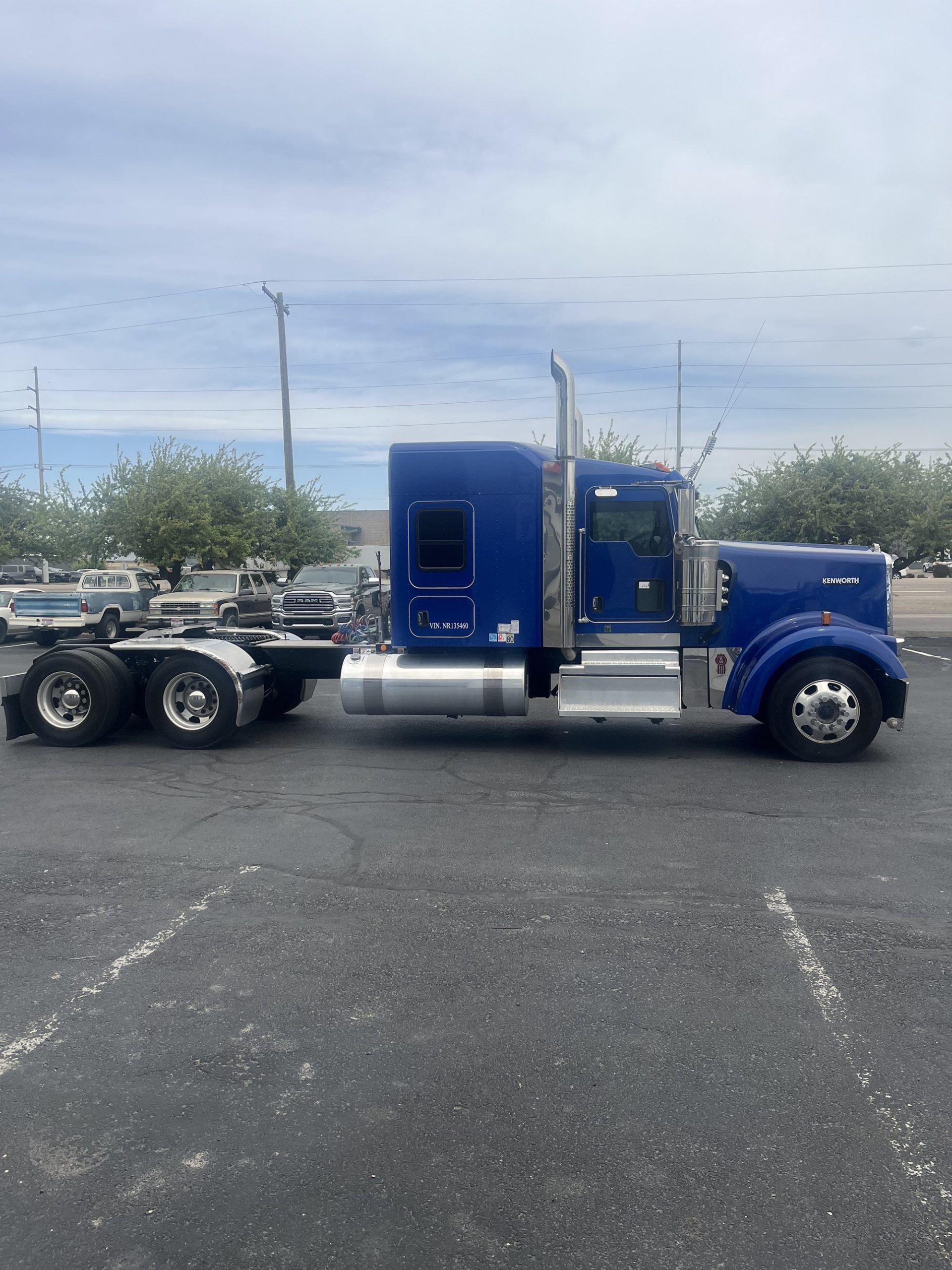 2022 Kenworth W900 2022 Kenworth W900 - image 4 of 6