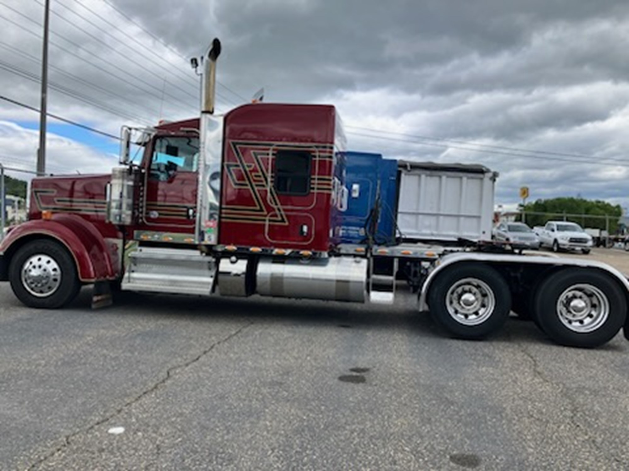2022 Kenworth W900B 2022 Kenworth W900B - image 5 of 5
