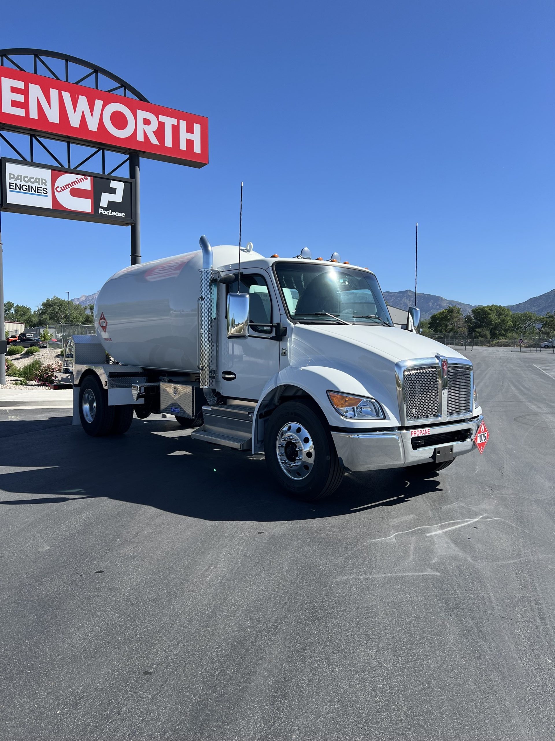 2025 Kenworth T380 in Ogden, UT, UT — photo 3