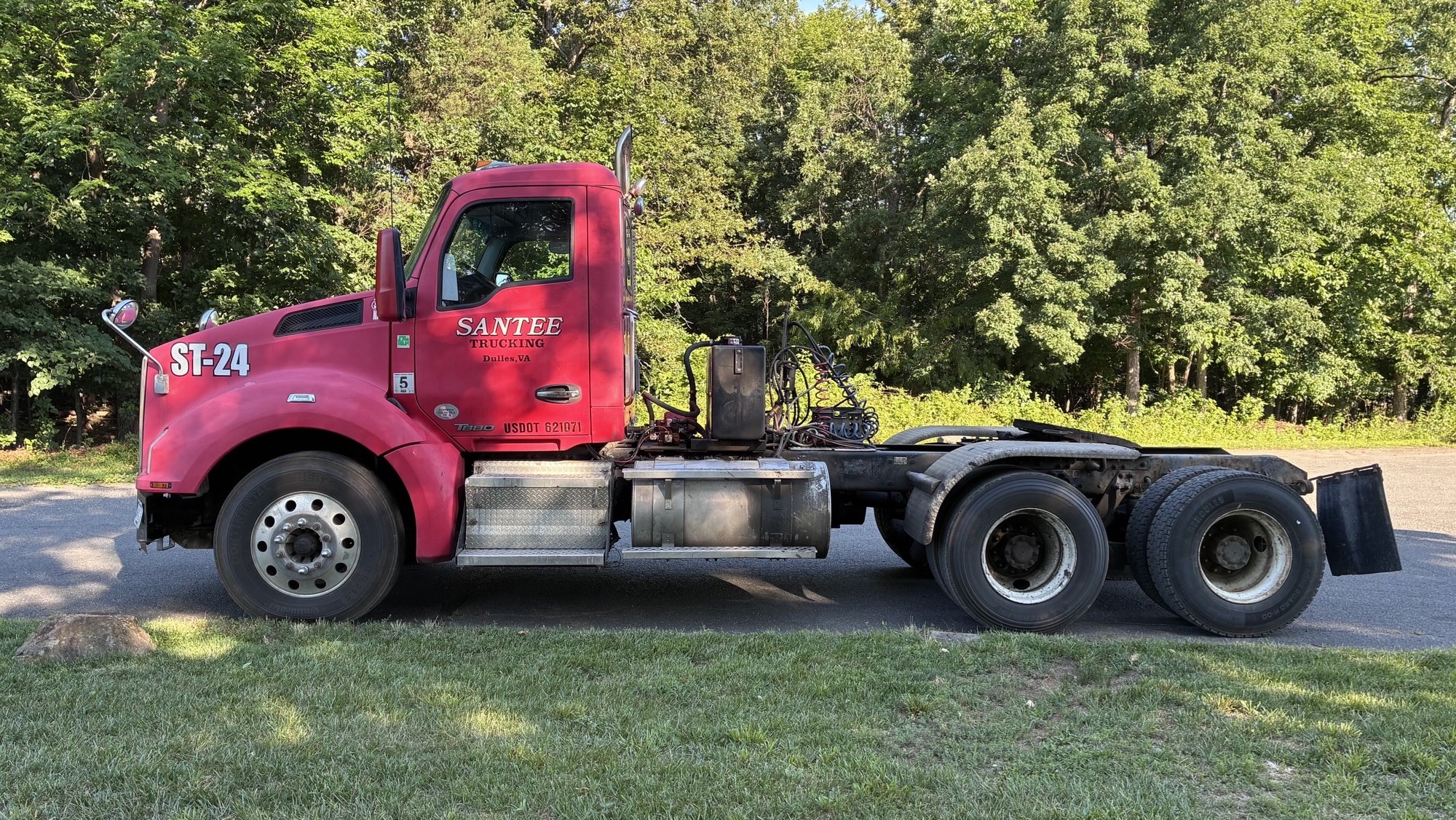 2015 Kenworth T880 in Manassas, VA — photo 2