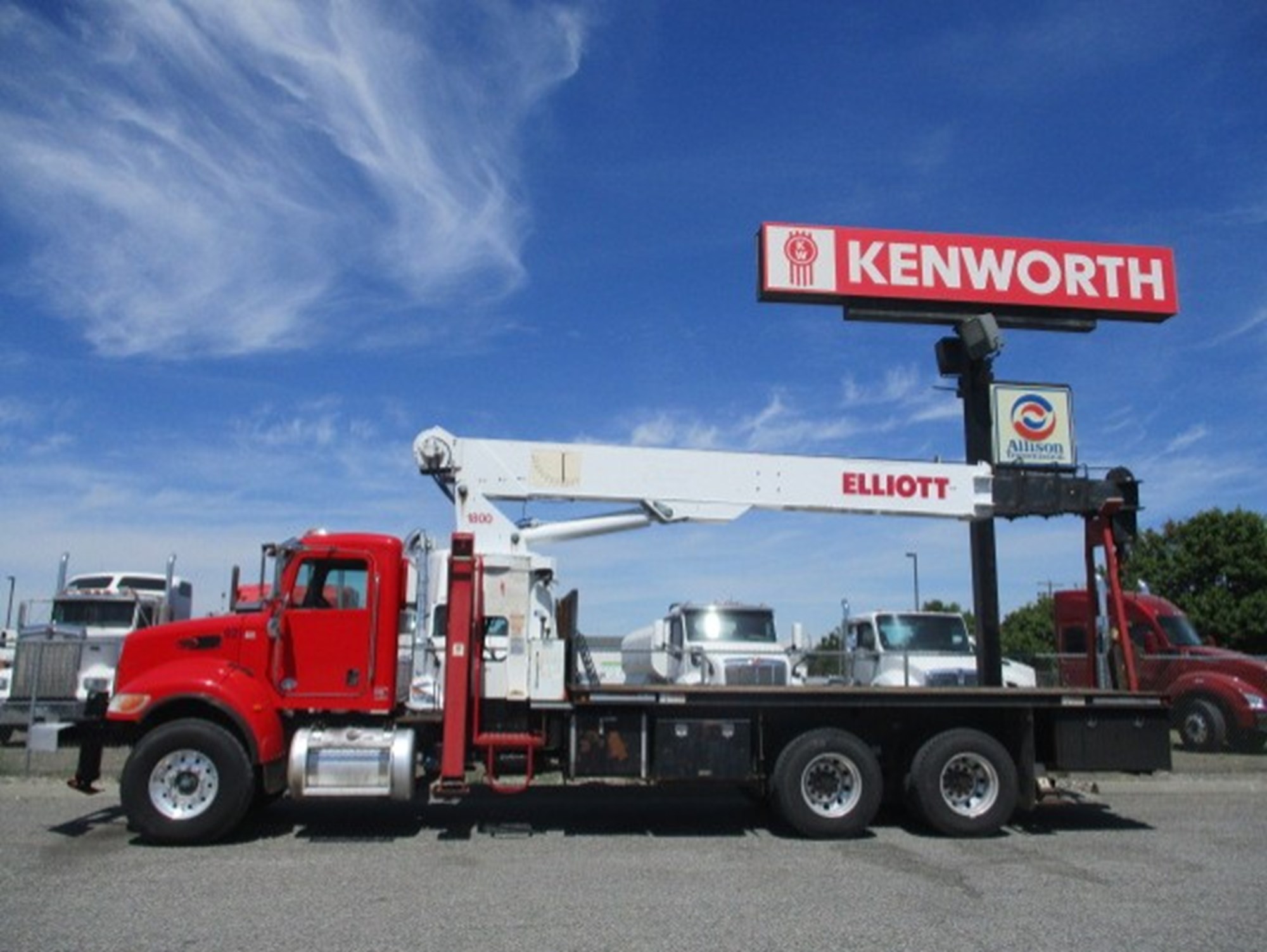 2015 Peterbilt 348 - image 3 of 6