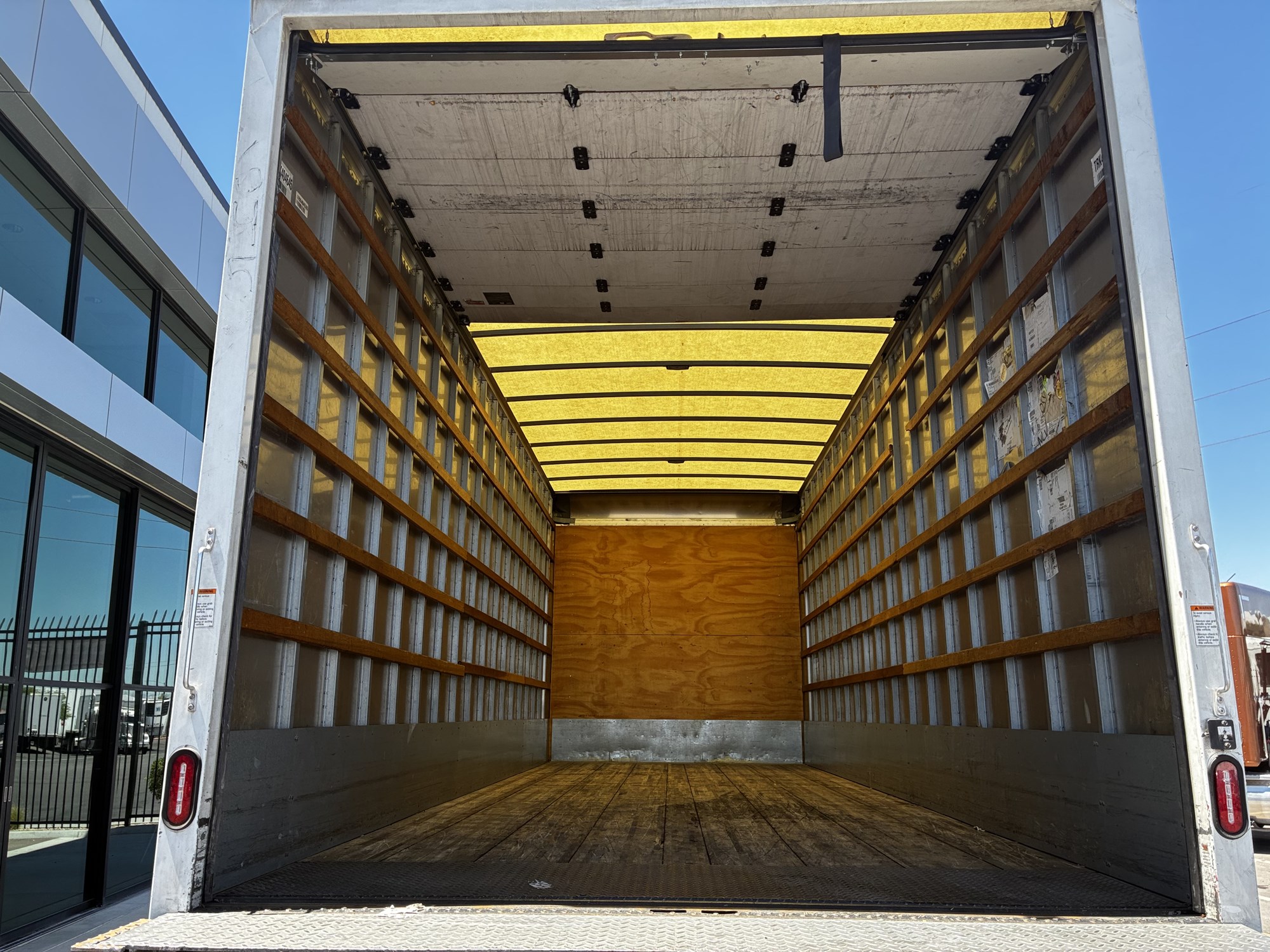 2020 Kenworth T270 in Las Vegas, NV, NV — photo 5