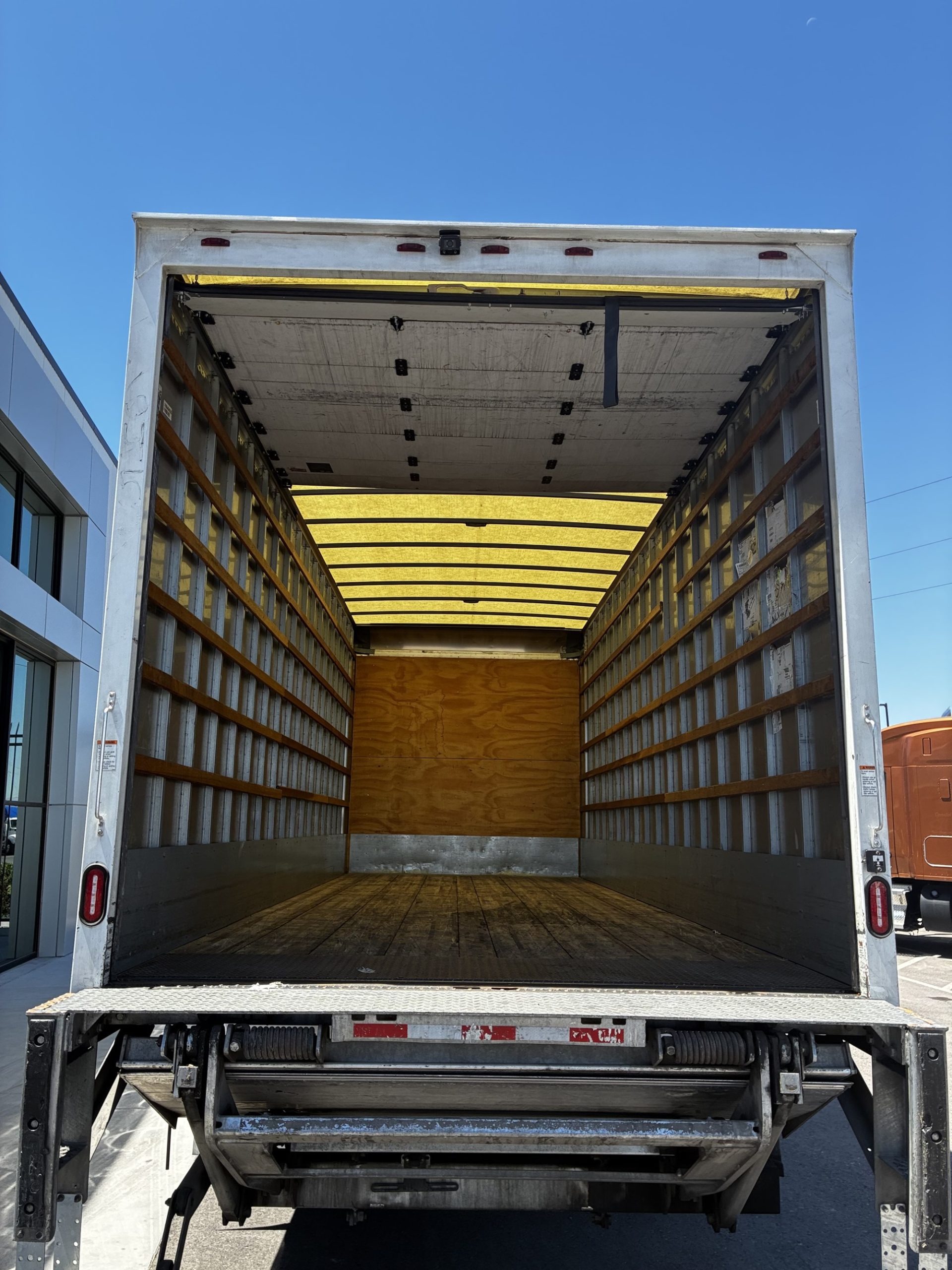 2020 Kenworth T270 in Las Vegas, NV, NV — photo 6
