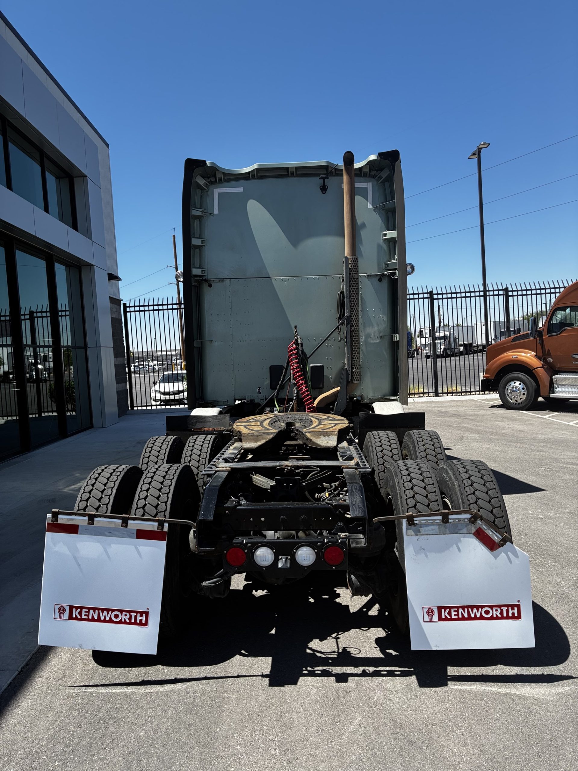 2021 Kenworth T680 in Las Vegas, NV, NV — photo 5