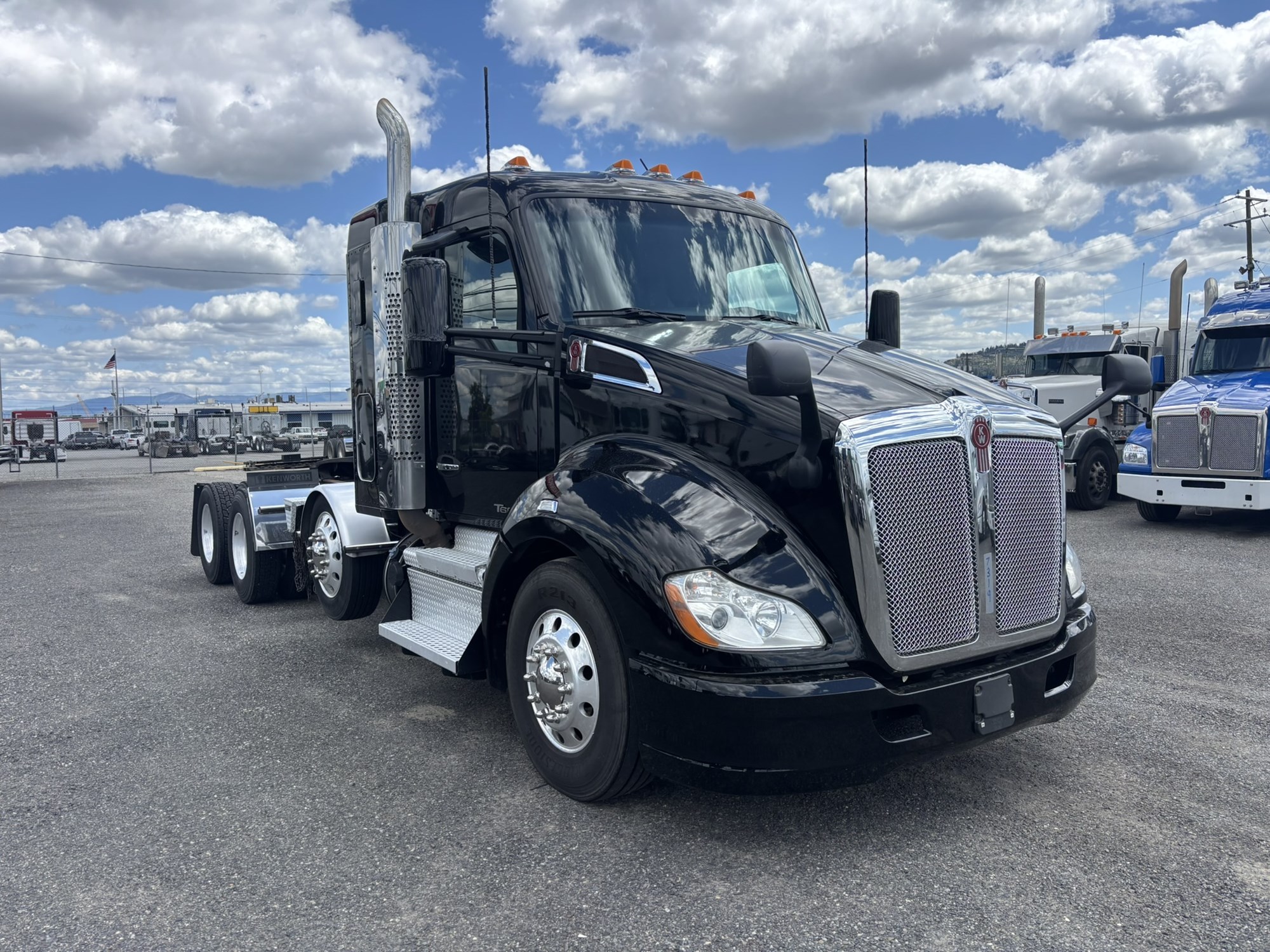 2021 Kenworth T680 in Spokane, WA, WA — photo 4