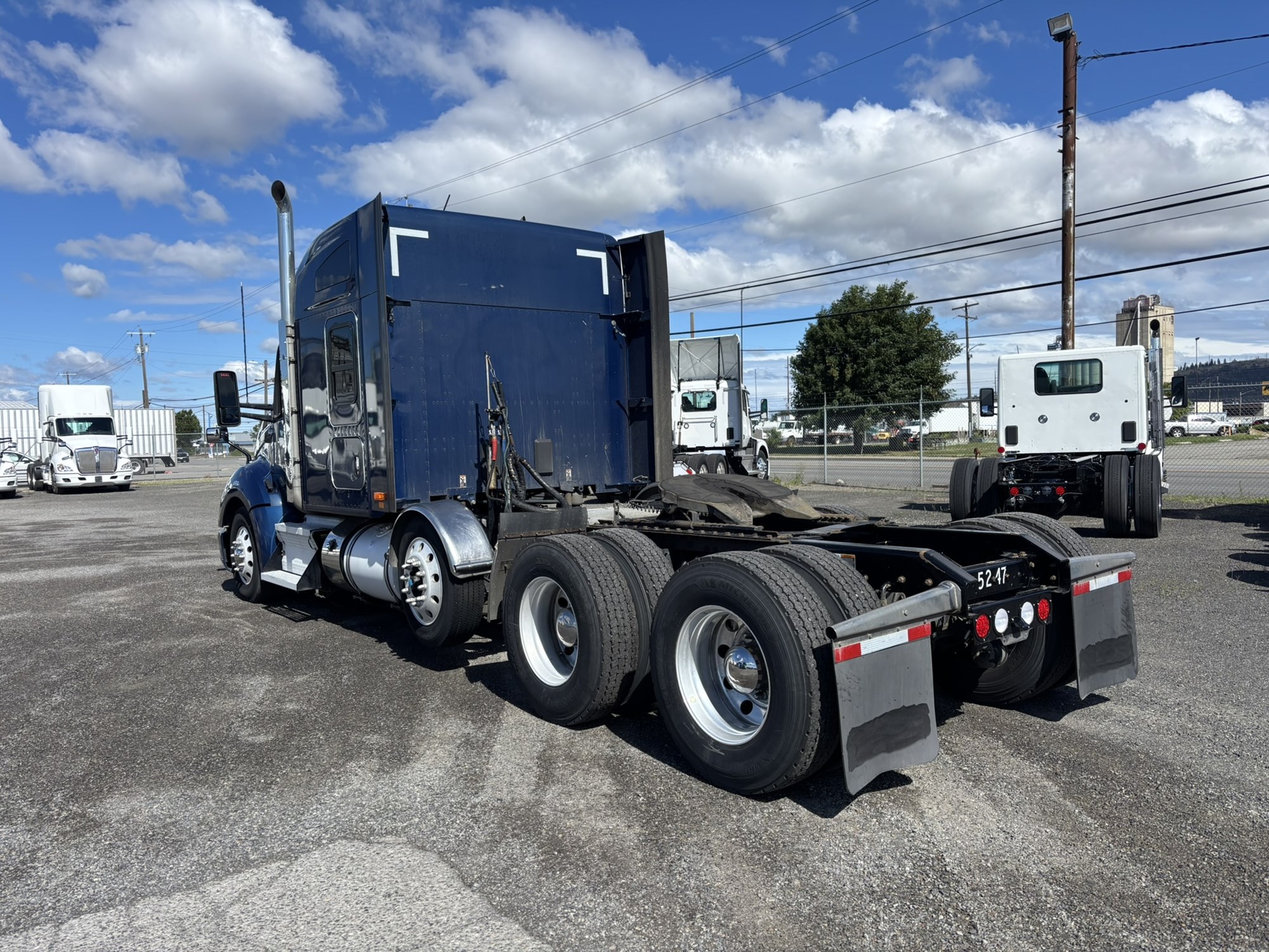 2021 Kenworth T680 in Spokane, WA, WA — photo 2