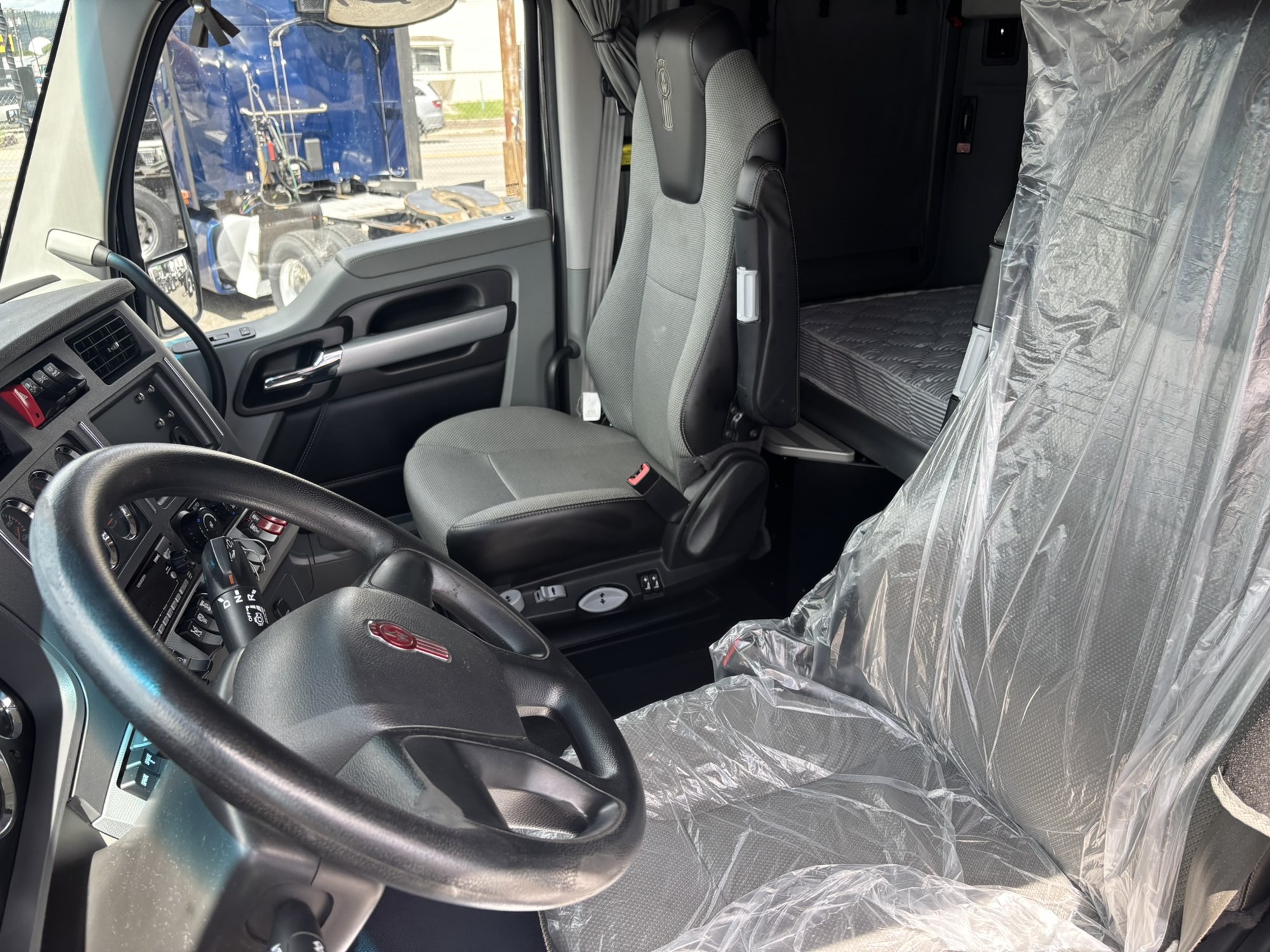 2020 Kenworth T680 in Spokane, WA, WA — photo 5