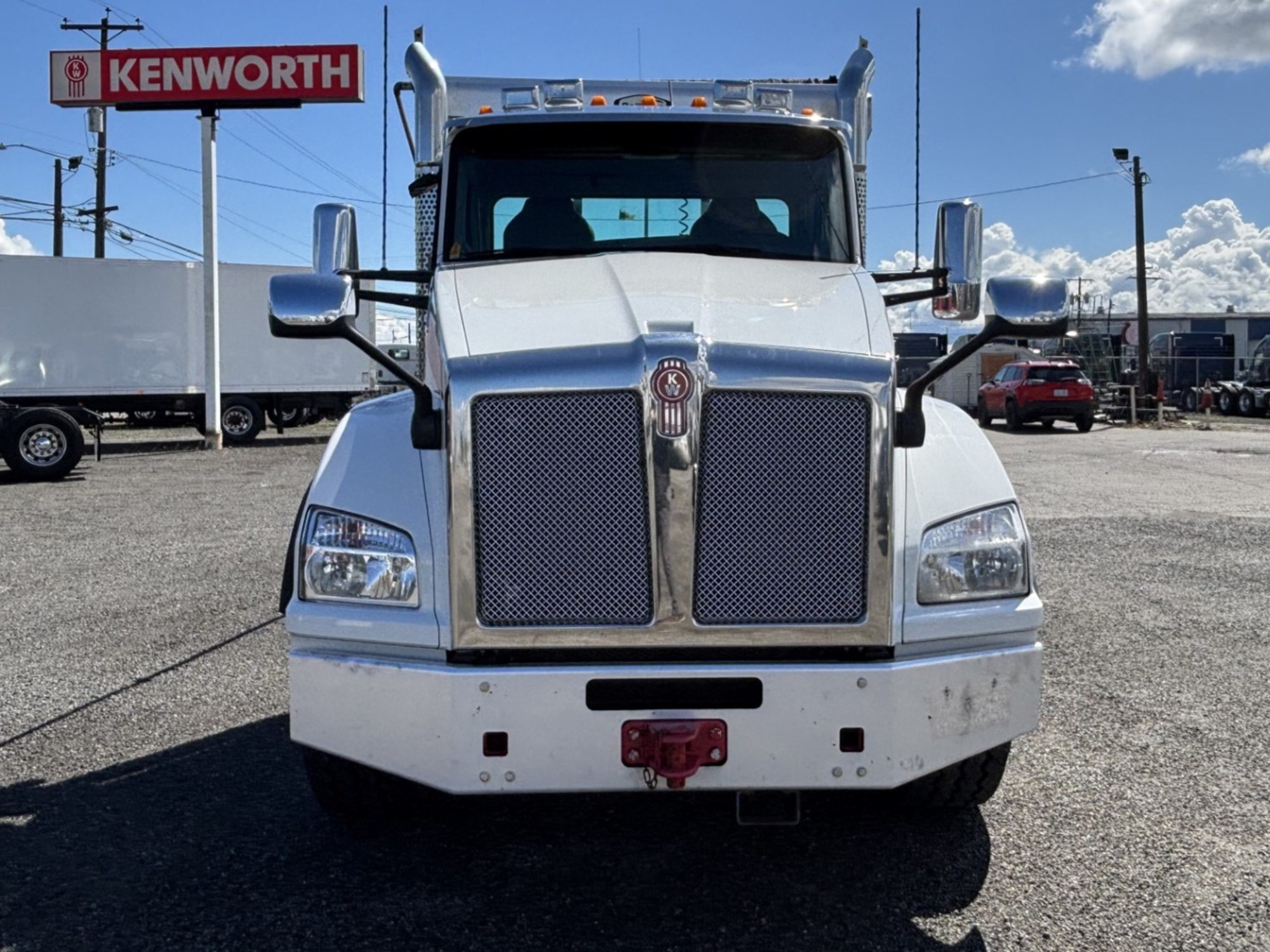 2021 Kenworth T880 2021 Kenworth T880 - image 2 of 6