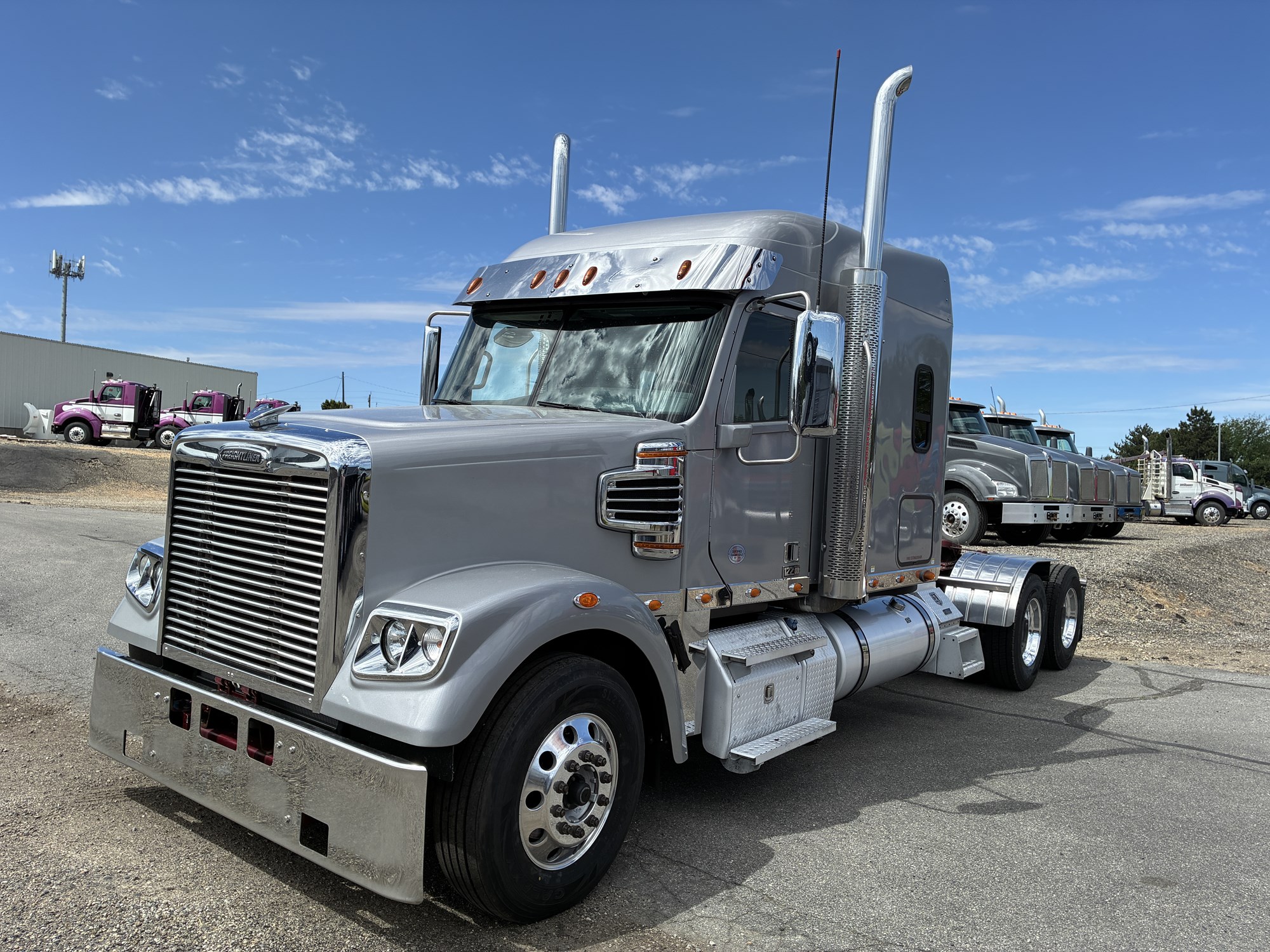 2022 Freightliner 122SD - image 1 of 1