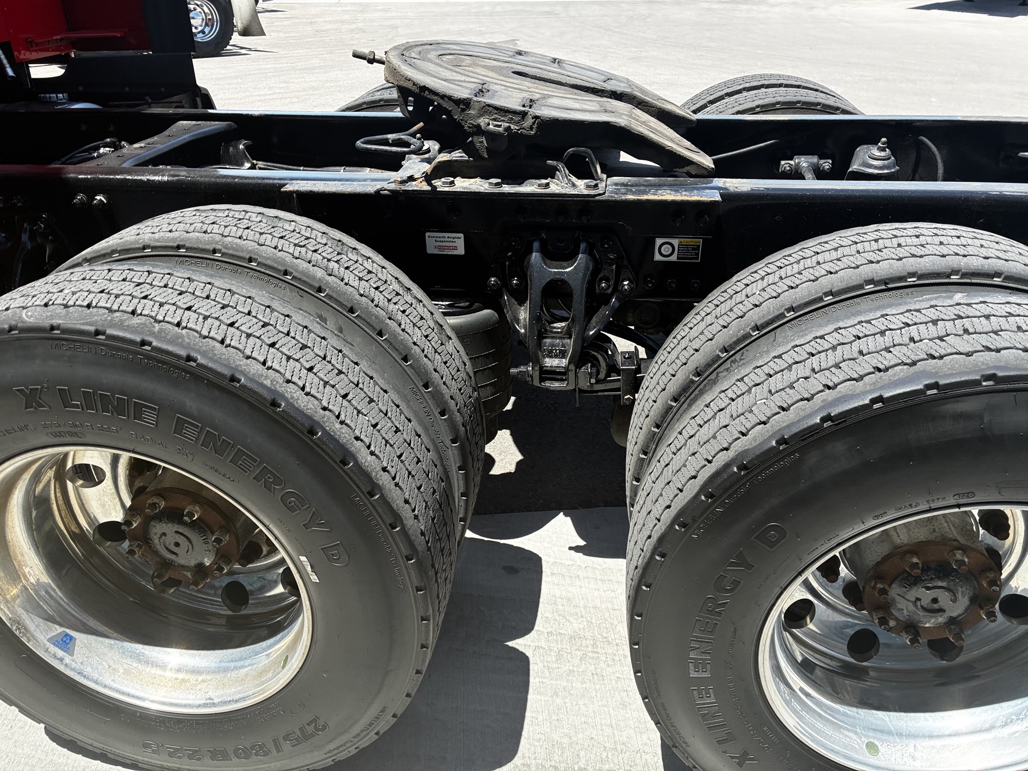 2022 Kenworth T680 - image 6 of 6