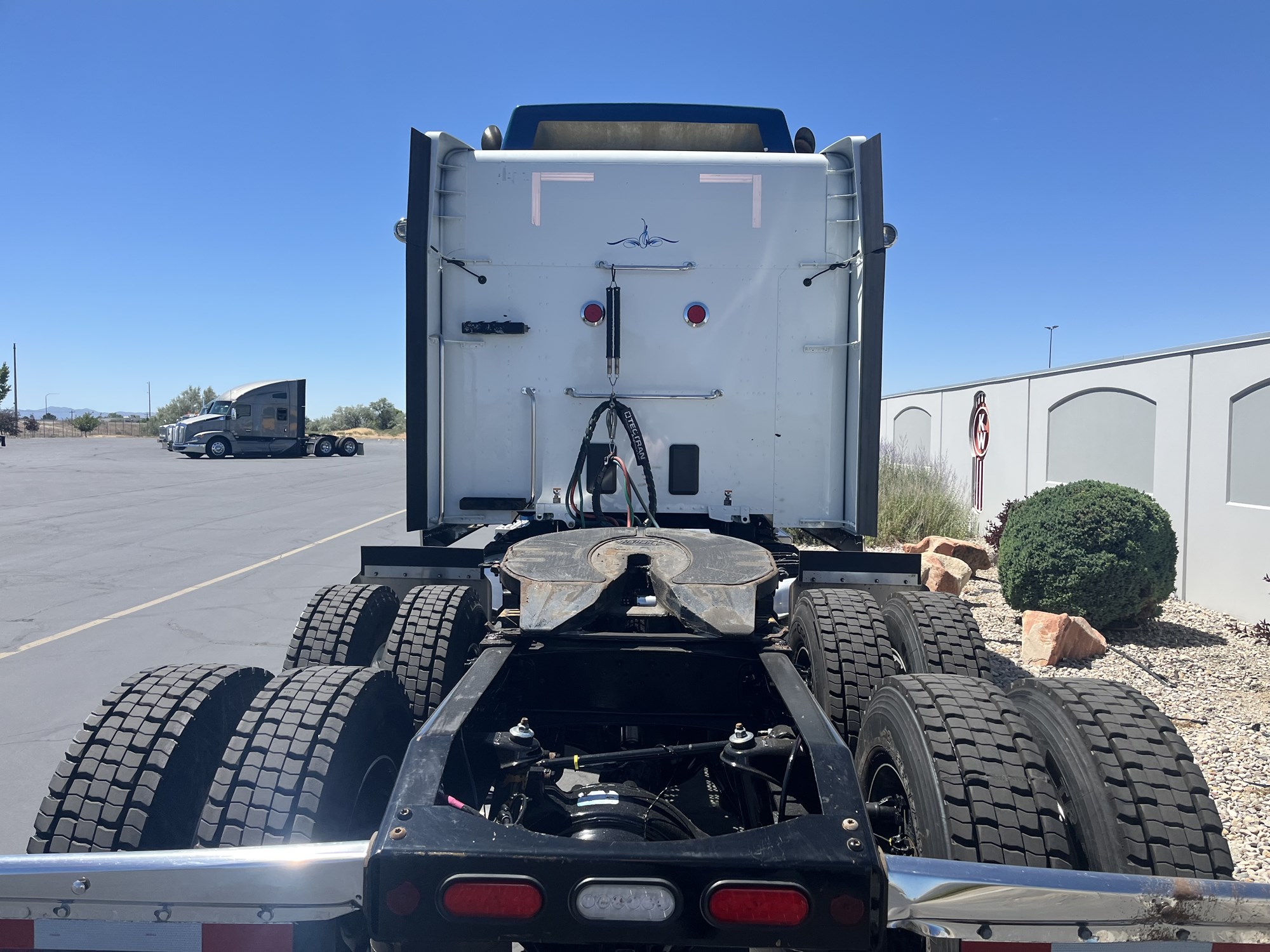 2023 Peterbilt 579 2023 Peterbilt 579 - image 6 of 6