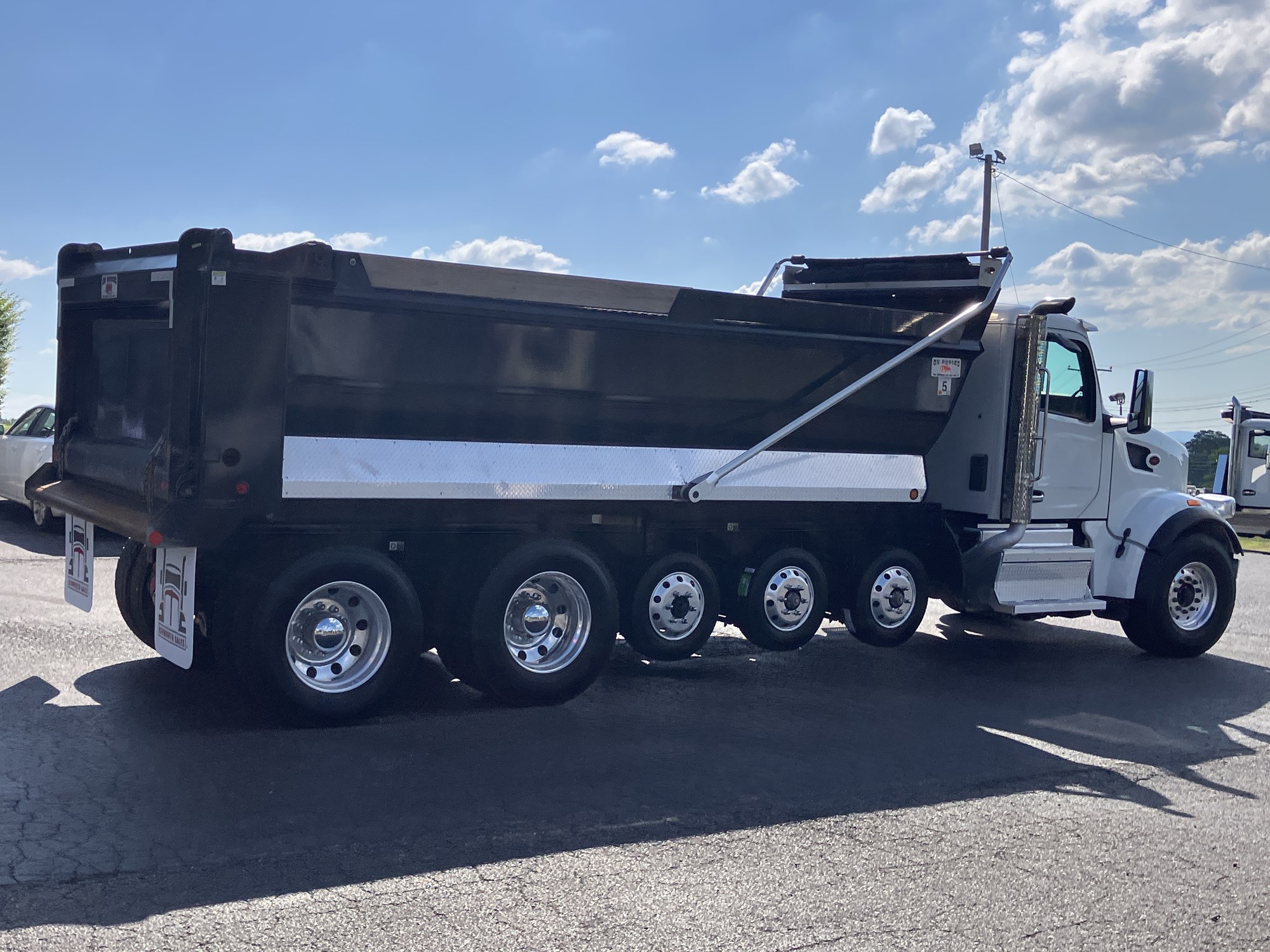 2025 Peterbilt 567 in Roanoke, VA — photo 4
