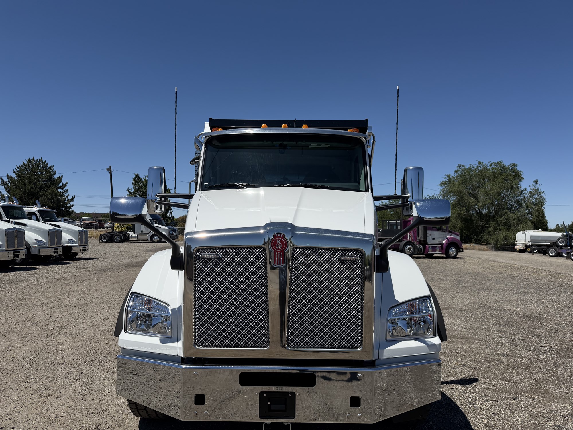 2025 Kenworth T880 2025 Kenworth T880 - image 6 of 6