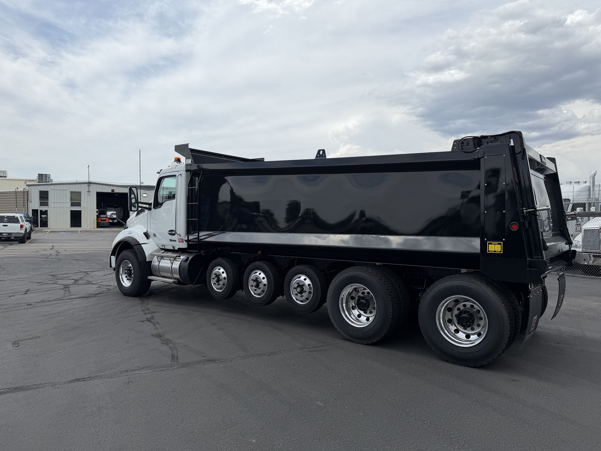 2025 Kenworth T880 in Boise, ID, ID — photo 6